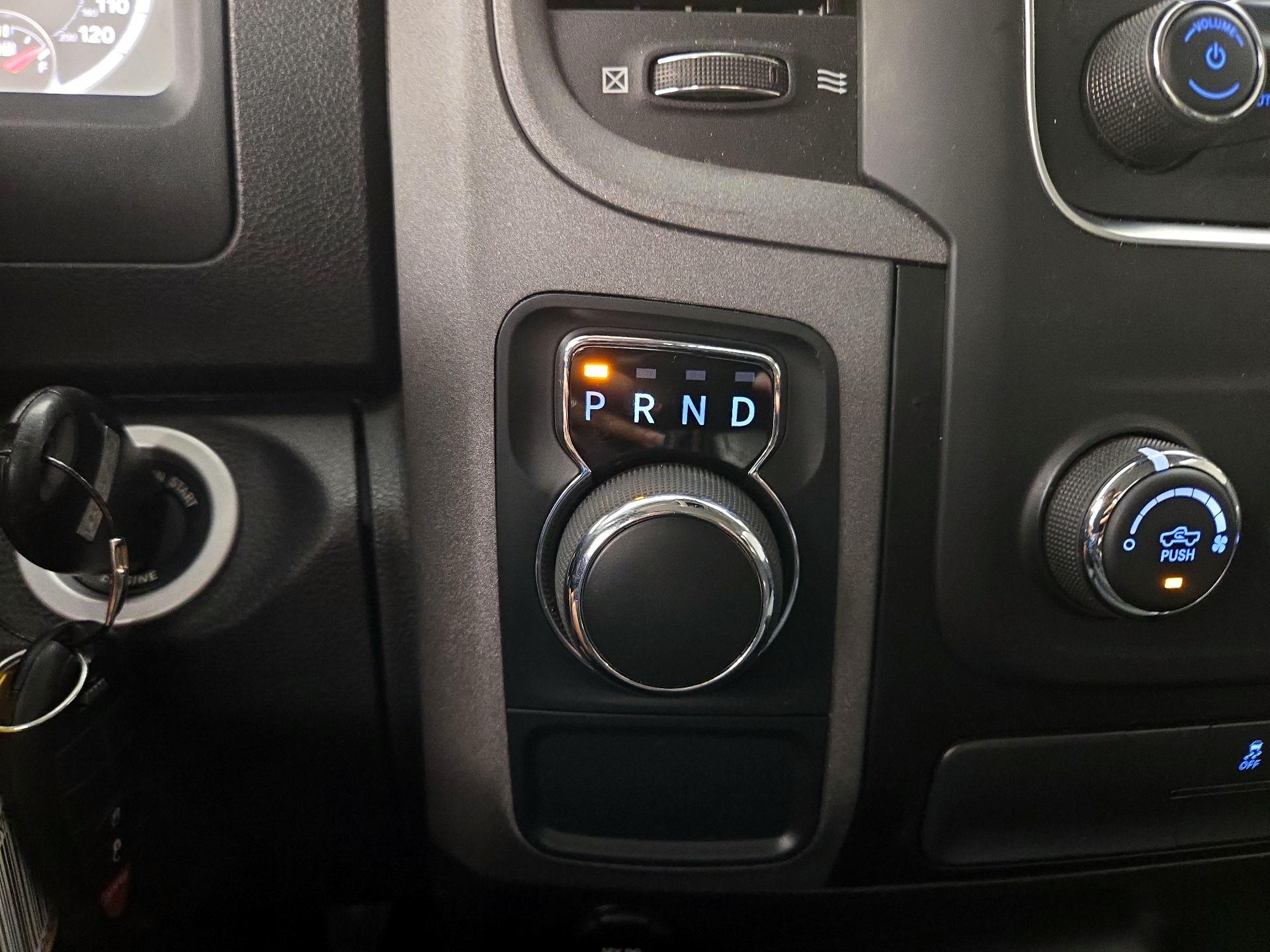 Thumbnail: 2022 RAM 1500 Classic - 17