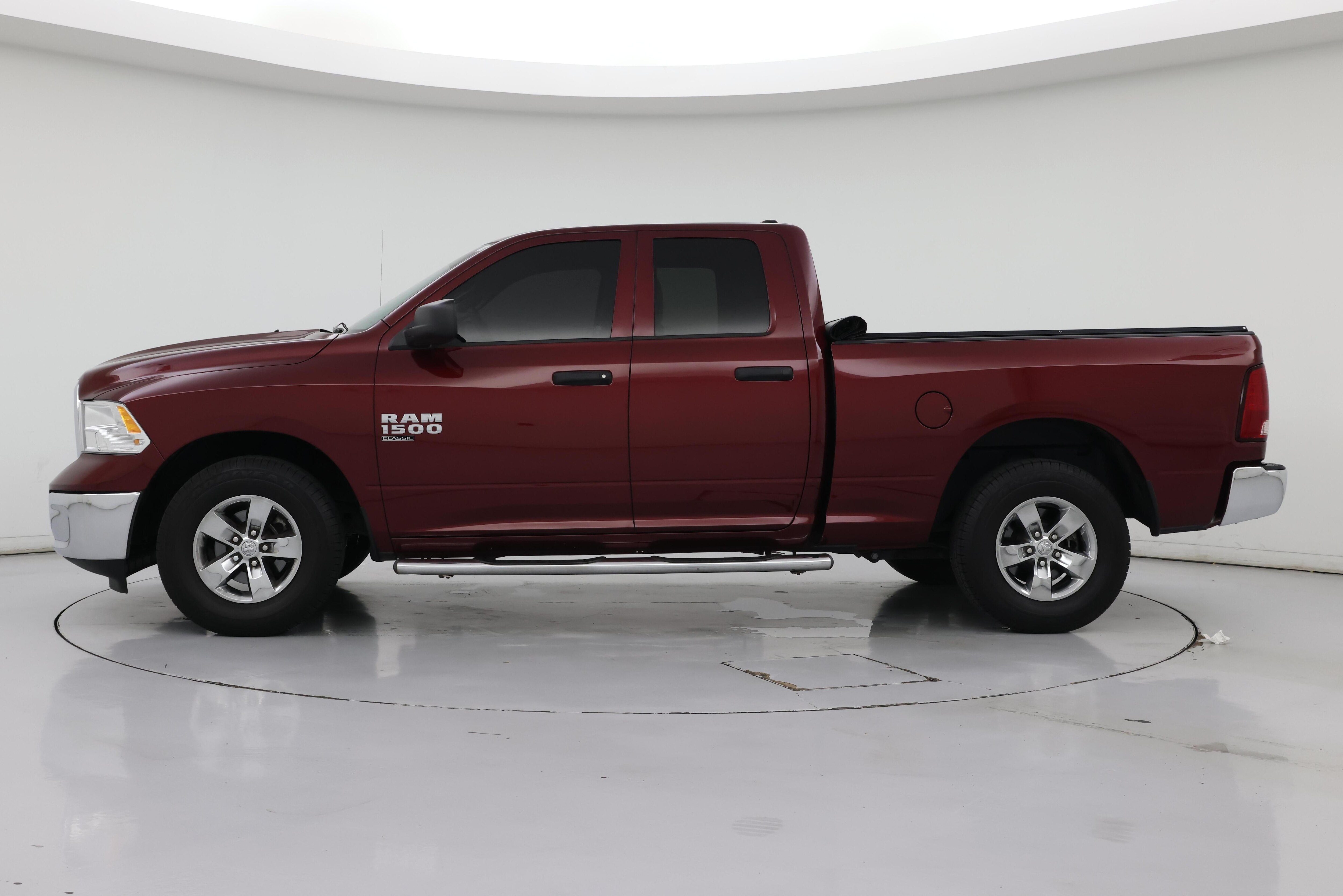 Thumbnail: 2022 RAM 1500 Classic - 3