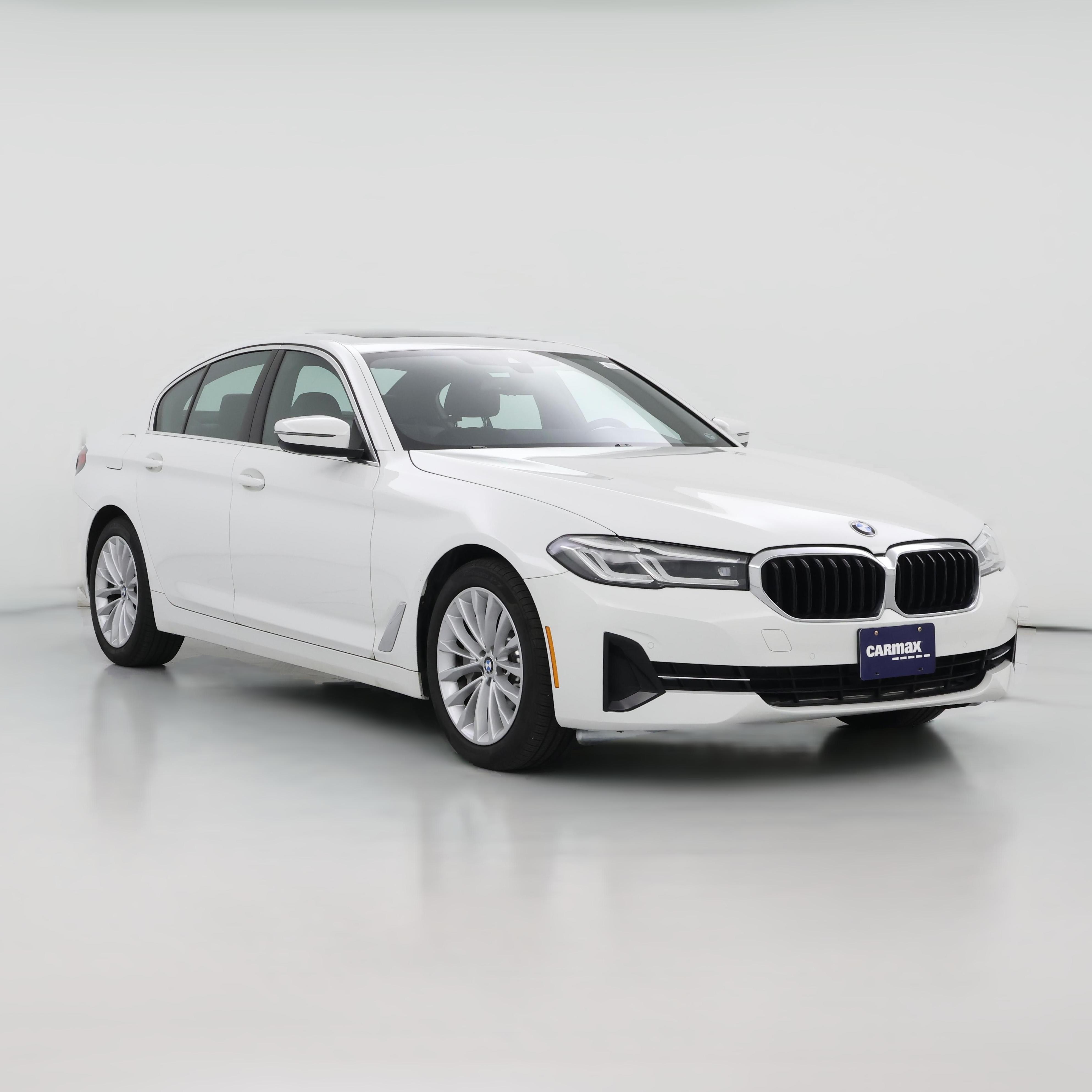 Thumbnail: 2022 BMW 5 Series - 1