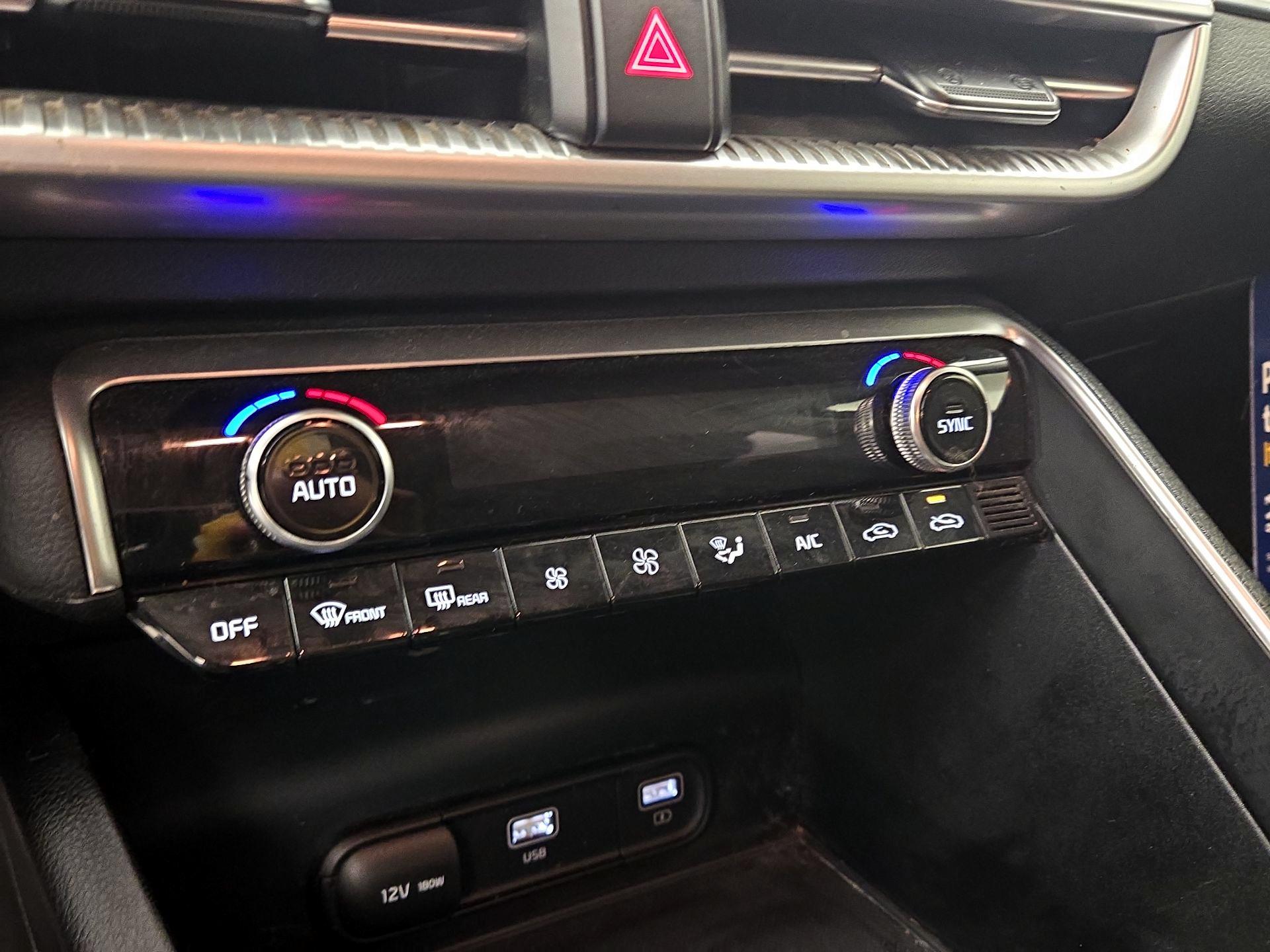 Thumbnail: 2021 Kia K5 - 16