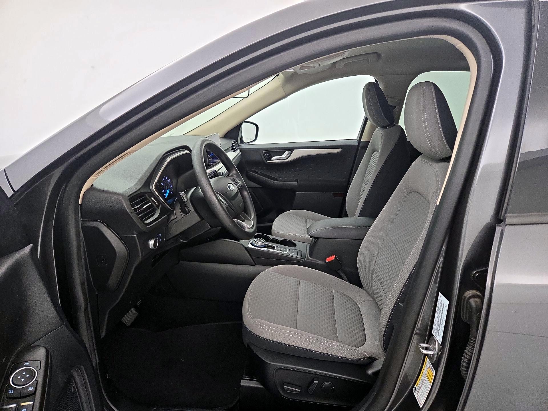 Thumbnail: 2020 Ford Escape - 11