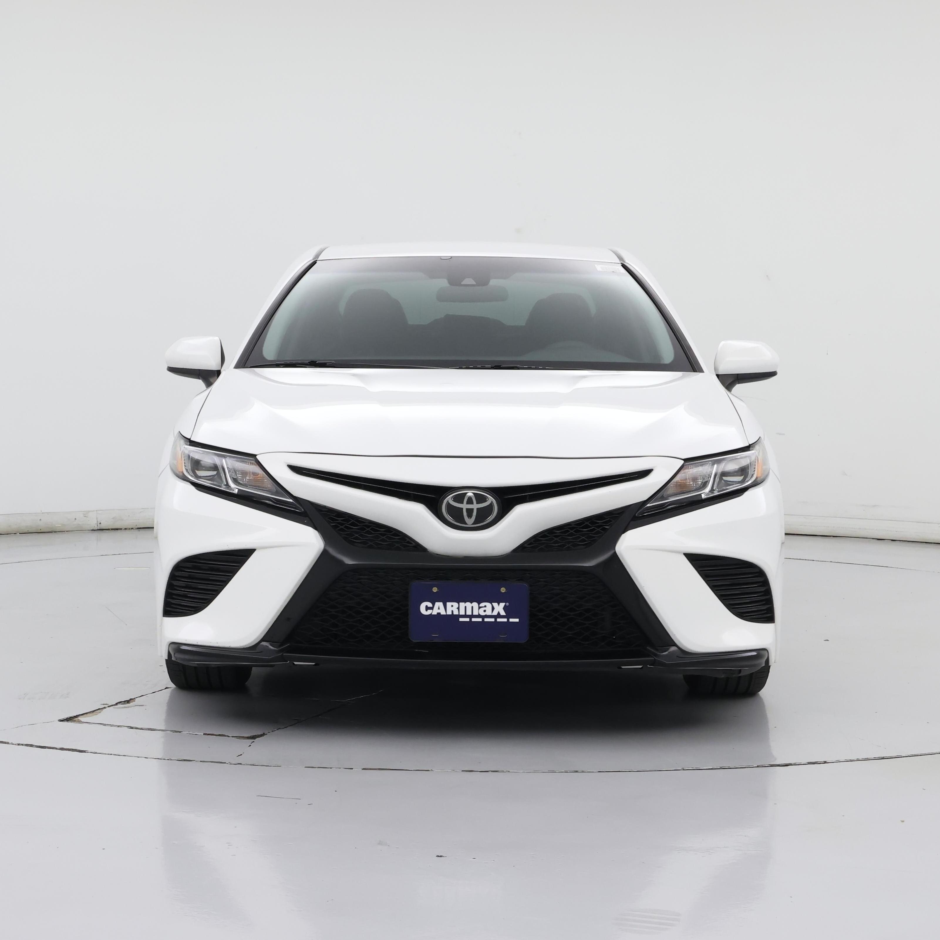 Thumbnail: 2018 Toyota Camry - 5