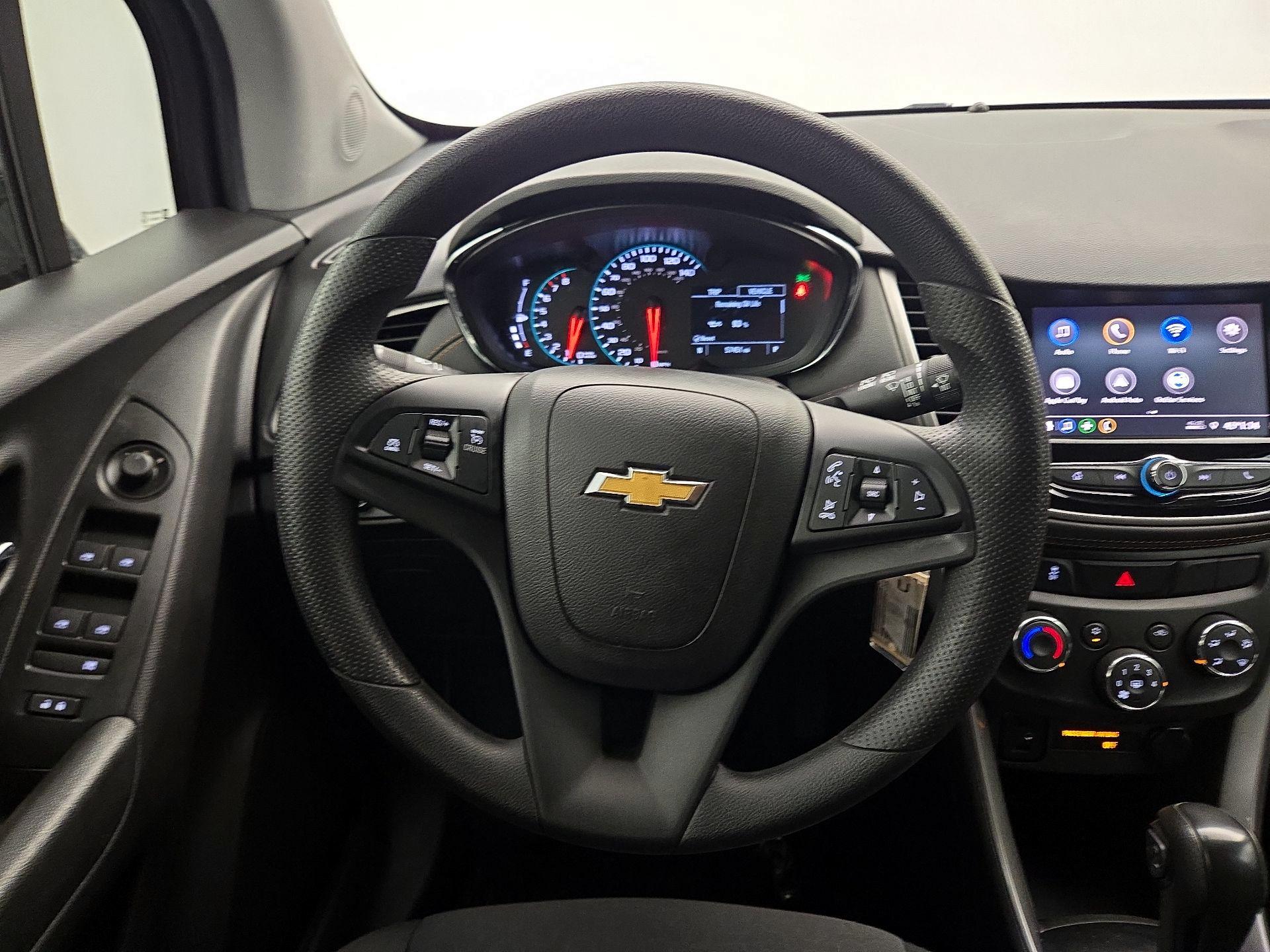 Thumbnail: 2022 Chevrolet Trax - 10