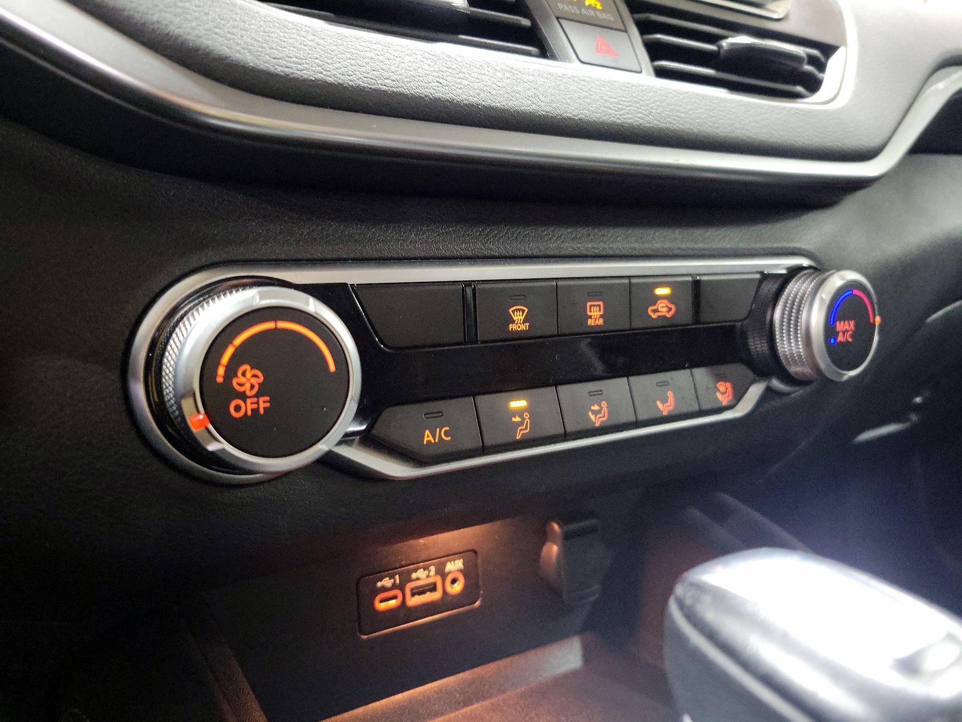 Thumbnail: 2021 Nissan Altima - 16