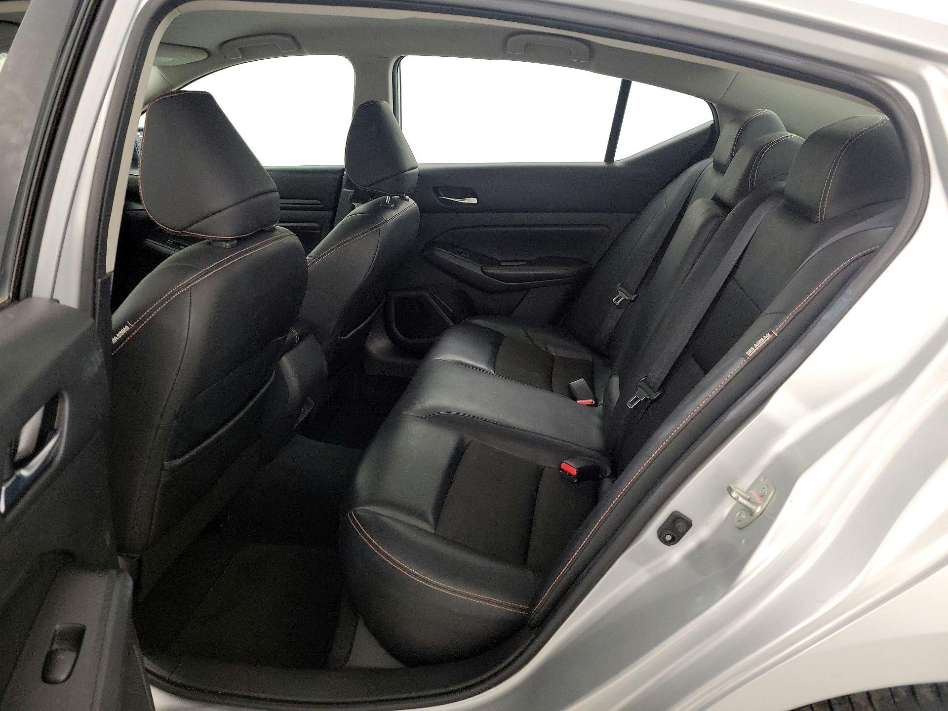 Thumbnail: 2021 Nissan Altima - 18