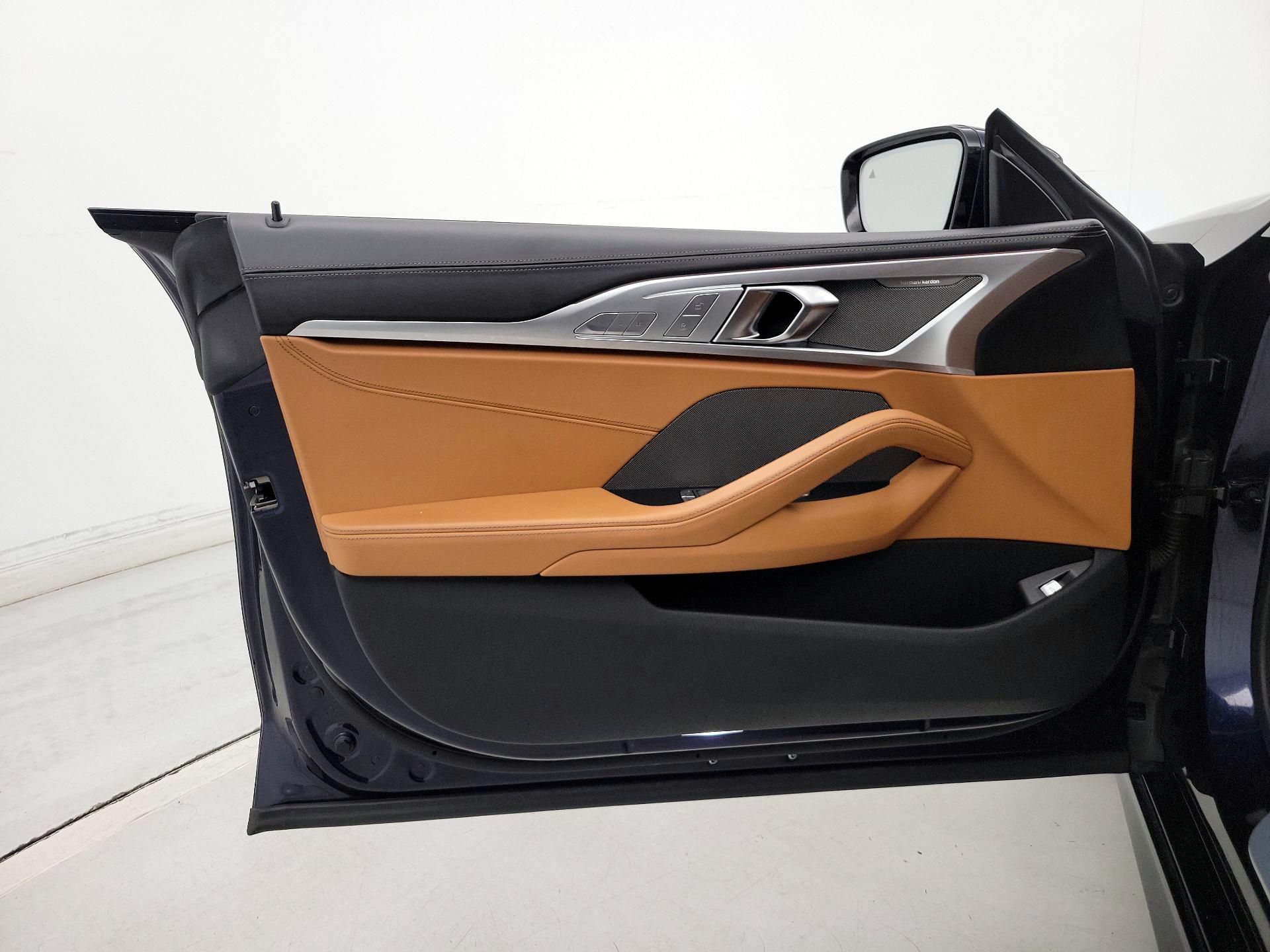 Thumbnail: 2020 BMW 8 Series - 12