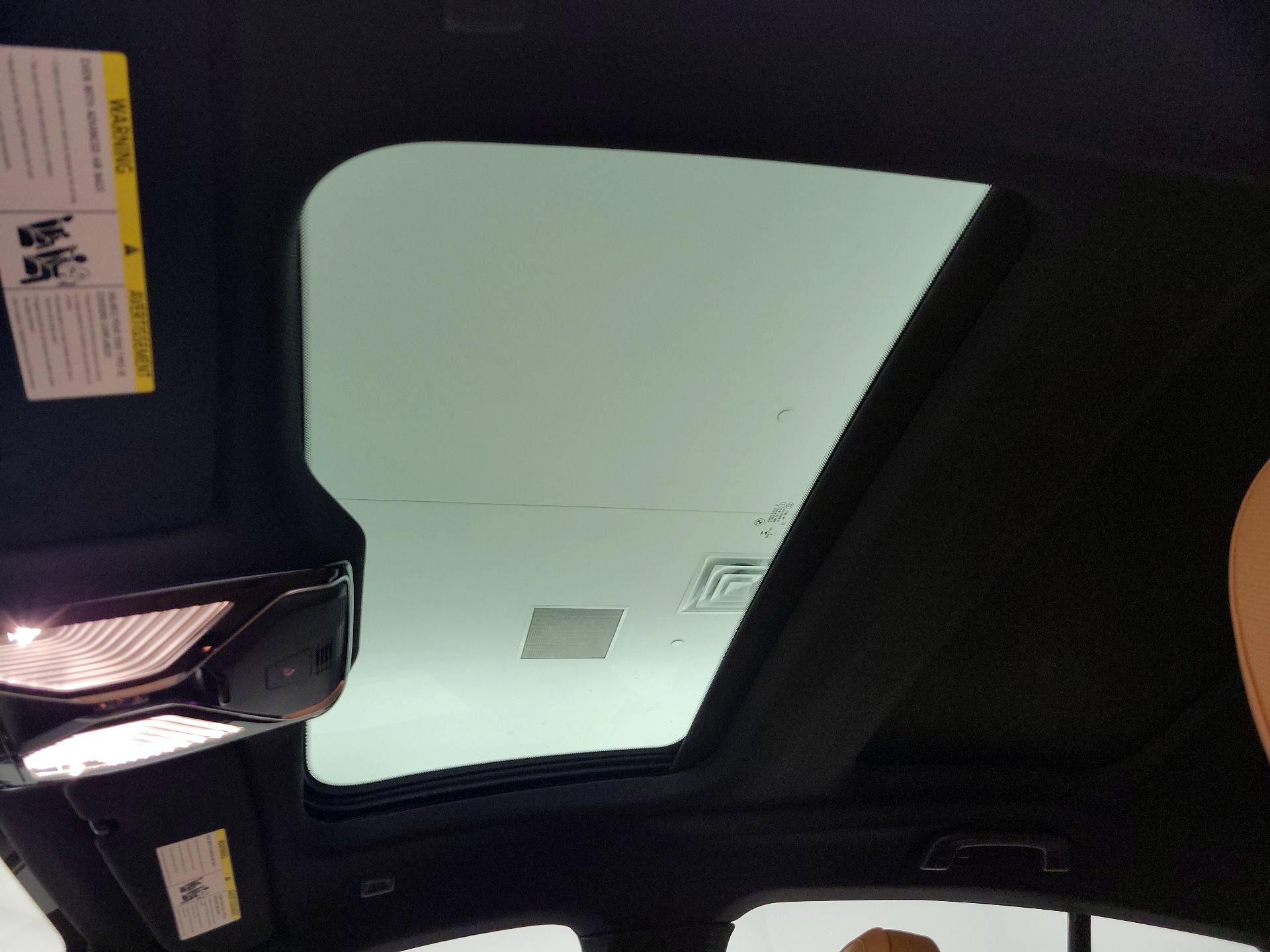 Thumbnail: 2020 BMW 8 Series - 20