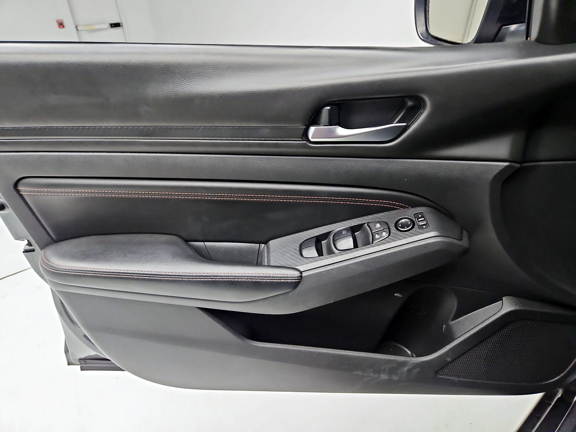 Thumbnail: 2021 Nissan Altima - 12