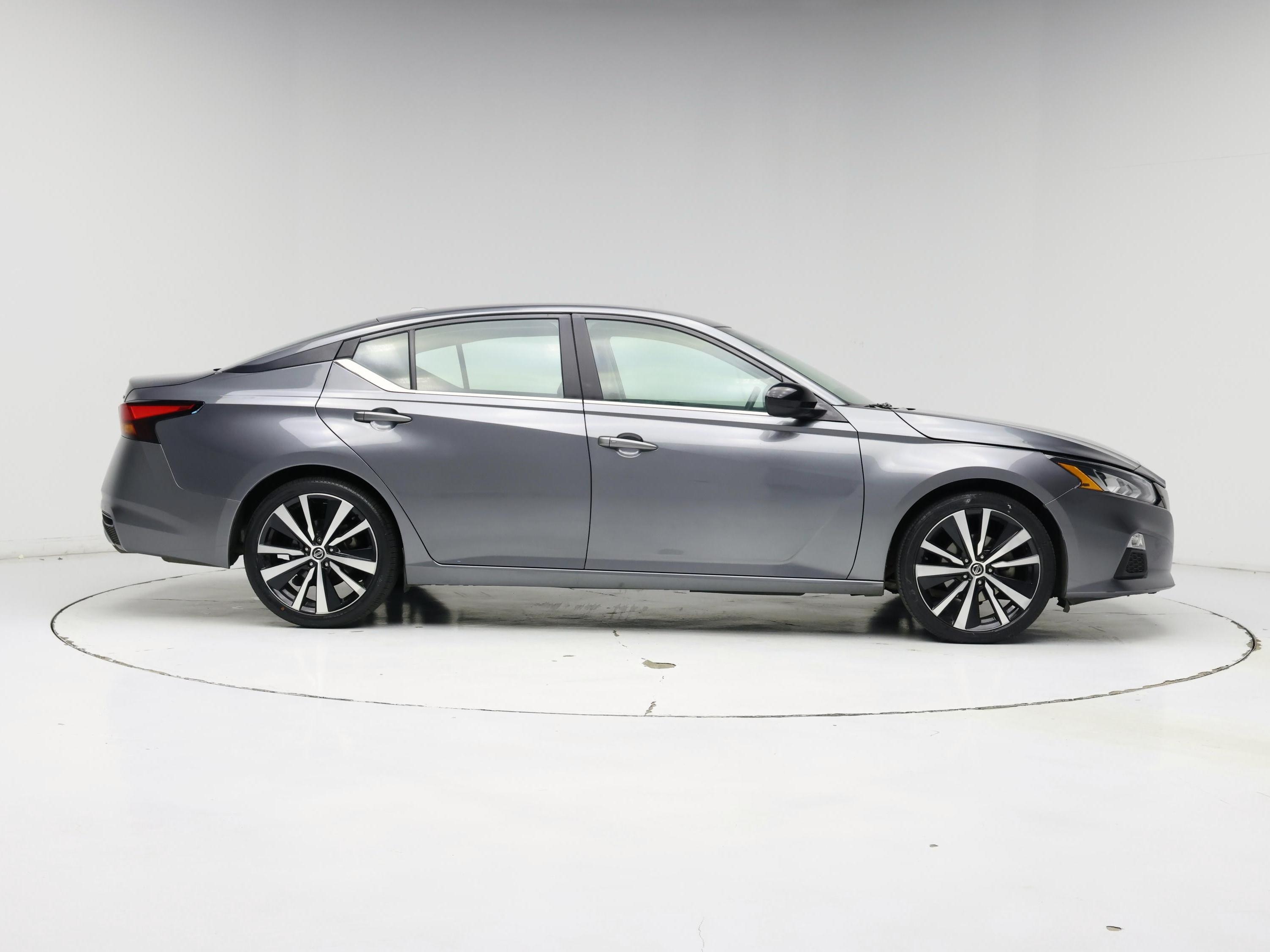 Thumbnail: 2021 Nissan Altima - 7