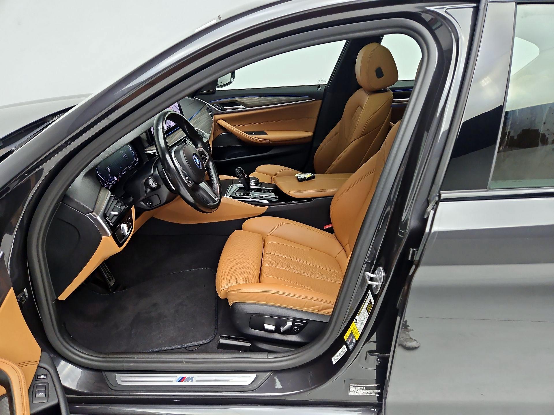 Thumbnail: 2022 BMW 5 Series - 11