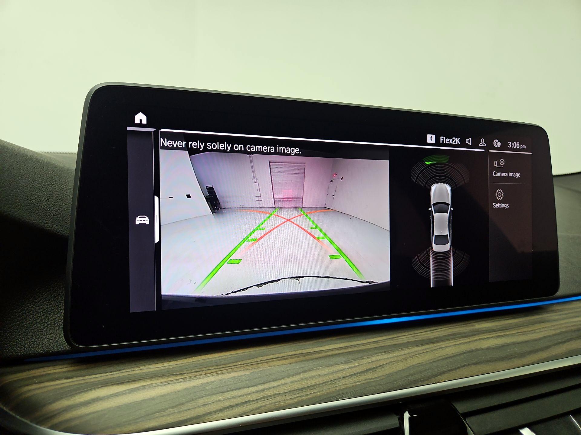 Thumbnail: 2022 BMW 5 Series - 15