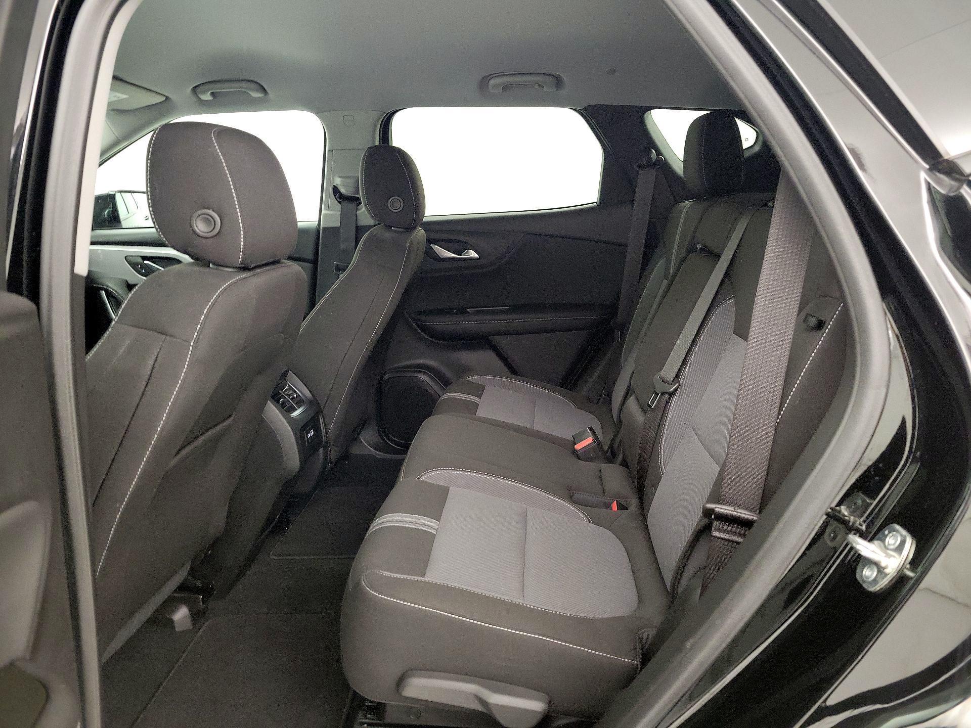 Thumbnail: 2023 Chevrolet Blazer - 18