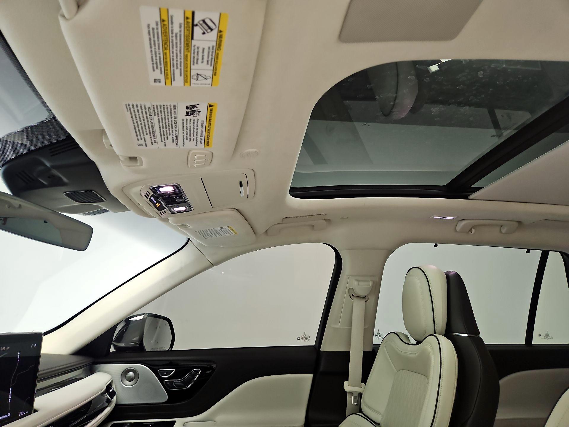 Thumbnail: 2020 Lincoln Aviator - 20