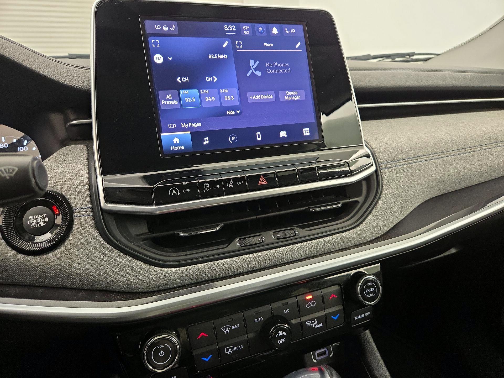 Thumbnail: 2022 Jeep Compass - 15