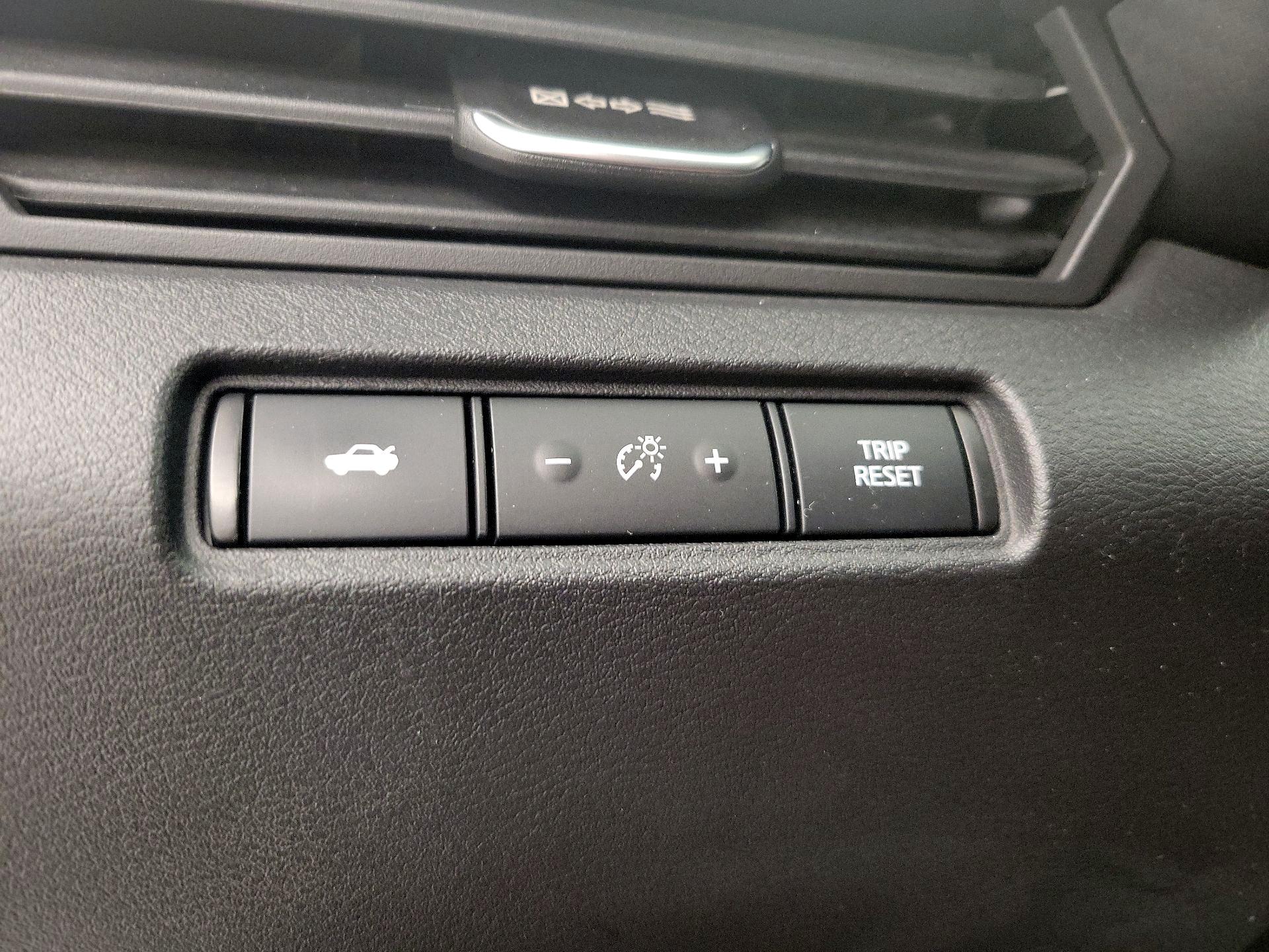 Thumbnail: 2021 Nissan Altima - 13