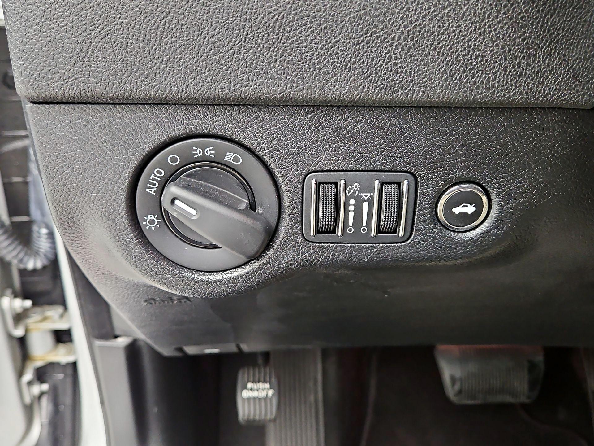 Thumbnail: 2022 Dodge Charger - 13