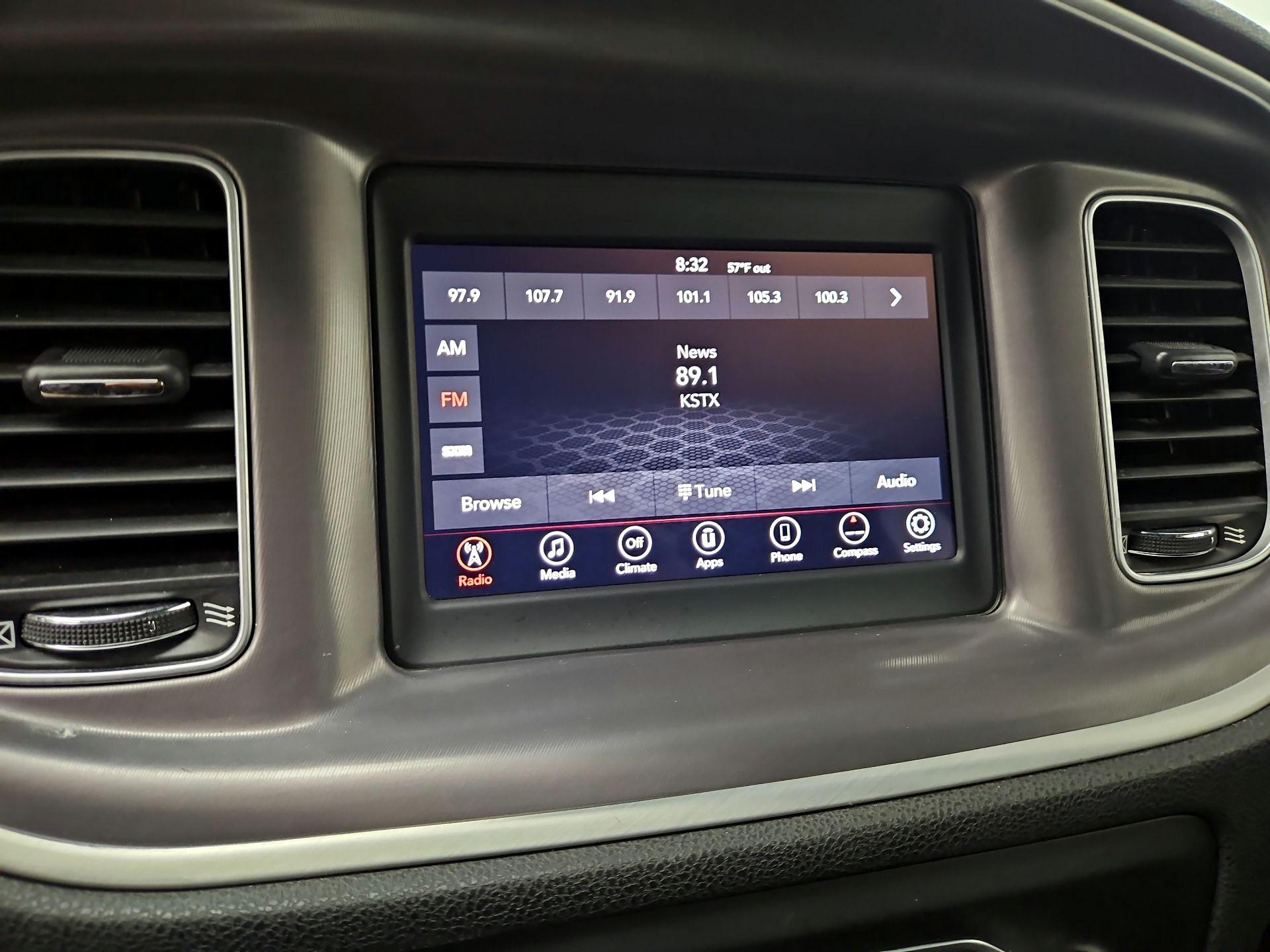 Thumbnail: 2022 Dodge Charger - 15