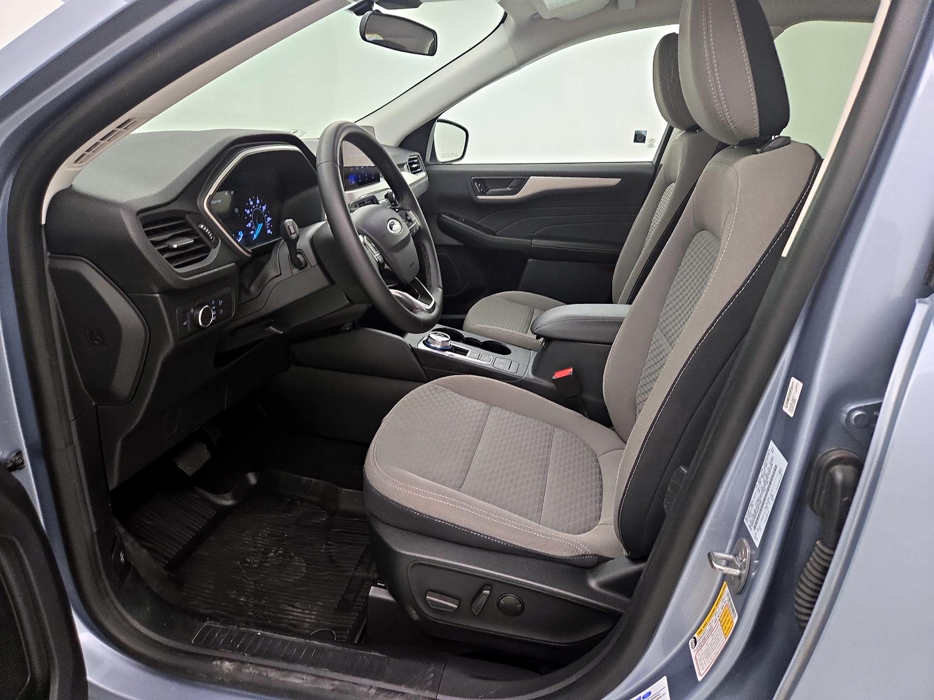 Thumbnail: 2022 Ford Escape - 11