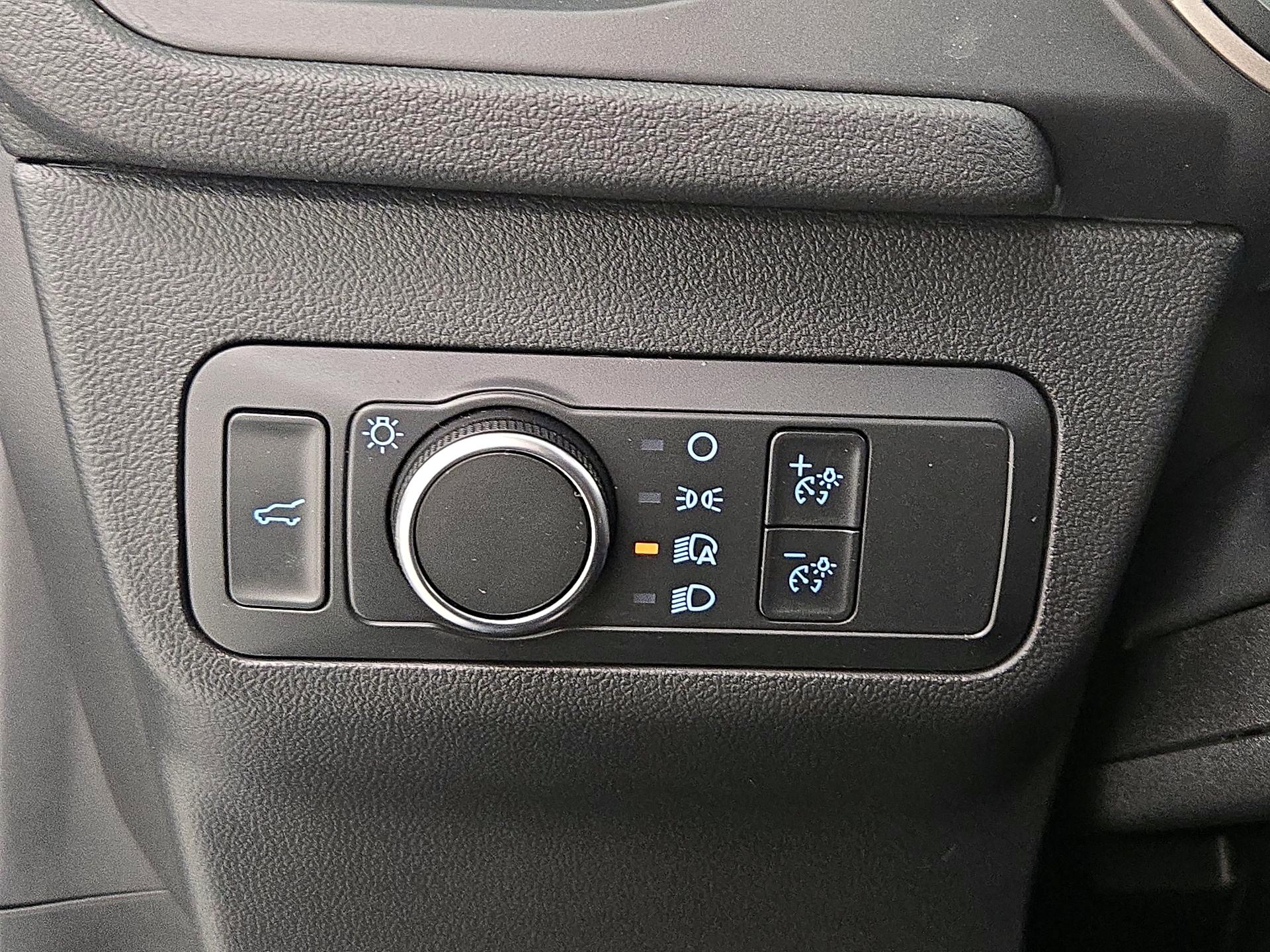 Thumbnail: 2022 Ford Escape - 13