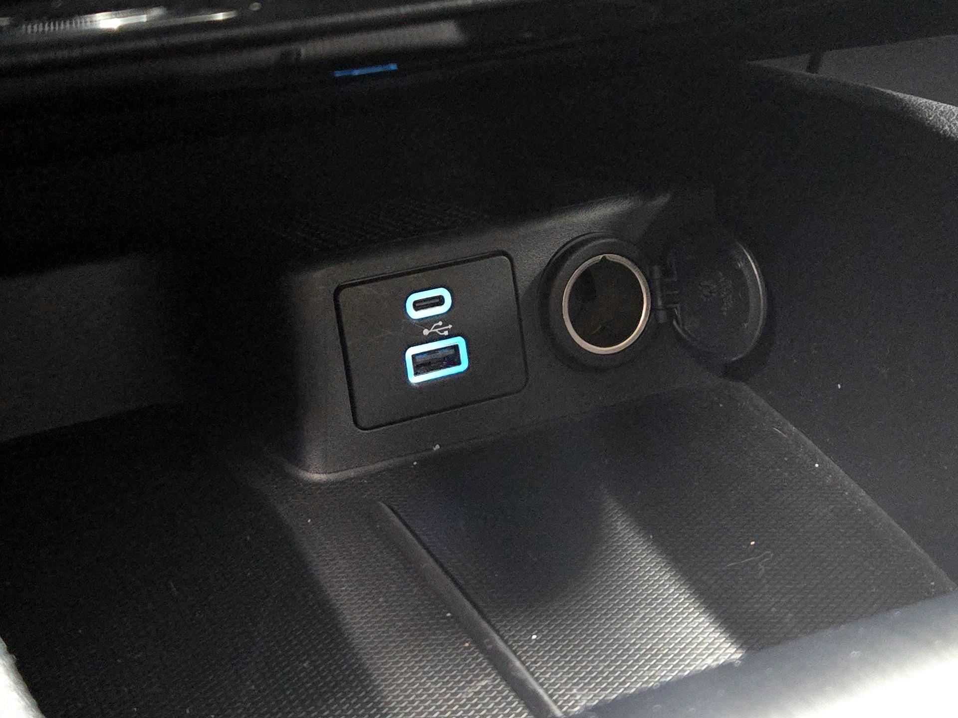 Thumbnail: 2022 Ford Escape - 18