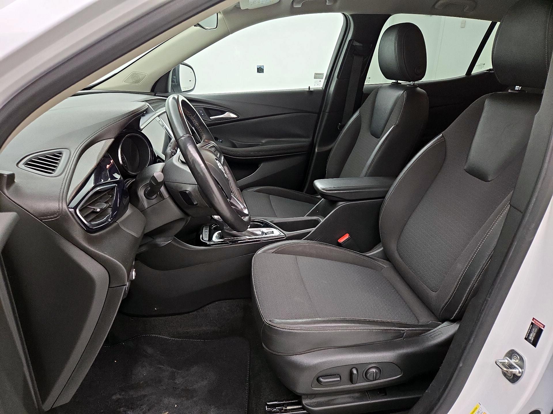 Thumbnail: 2020 Buick Encore GX - 11