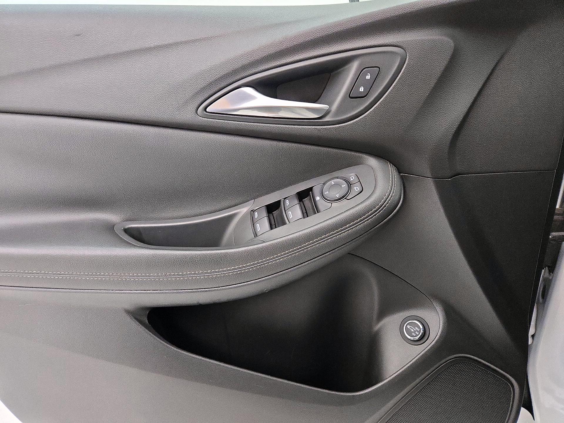 Thumbnail: 2020 Buick Encore GX - 12