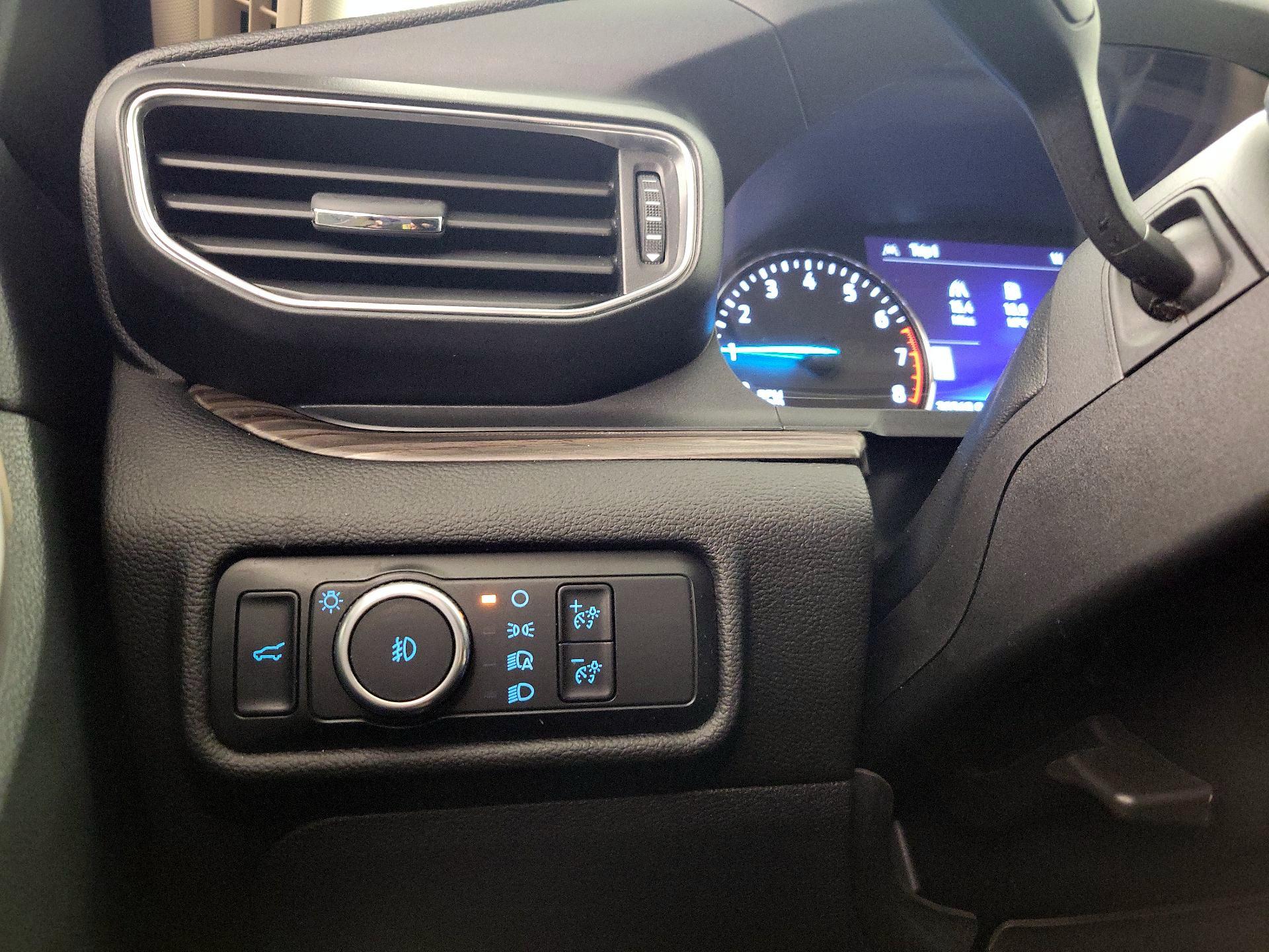 Thumbnail: 2023 Ford Explorer - 13