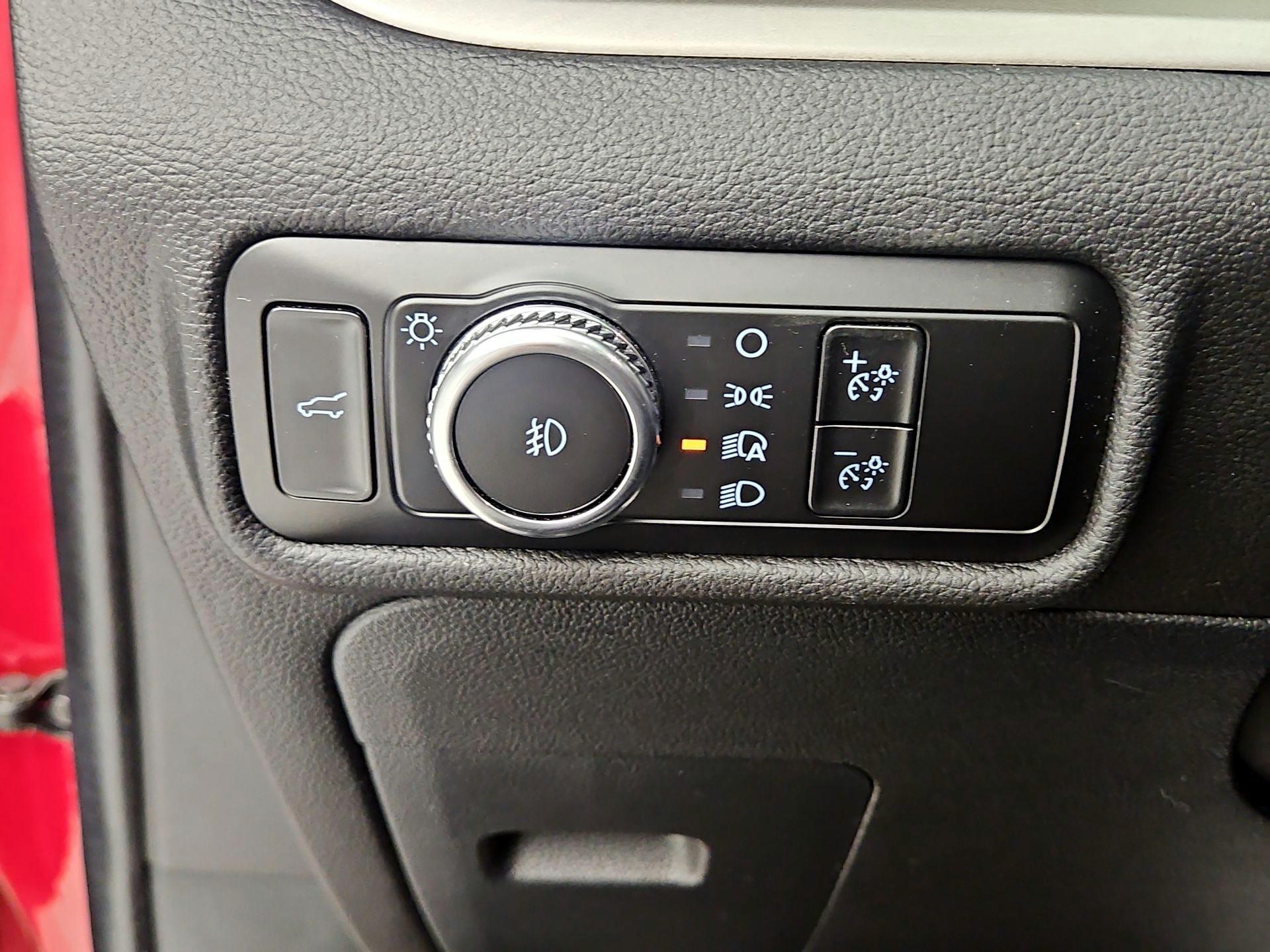 Thumbnail: 2023 Ford Explorer - 13