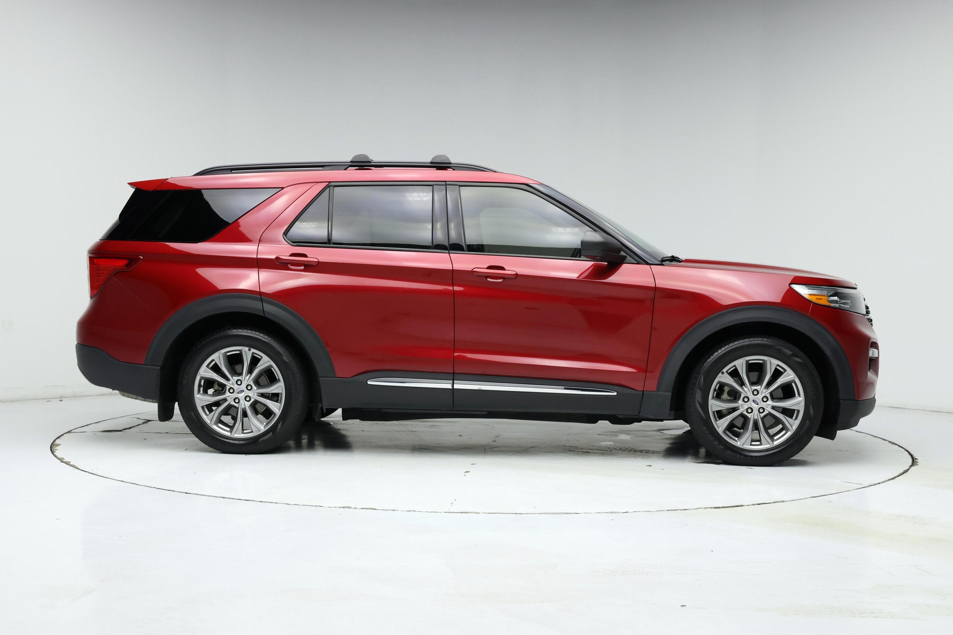 Thumbnail: 2023 Ford Explorer - 7
