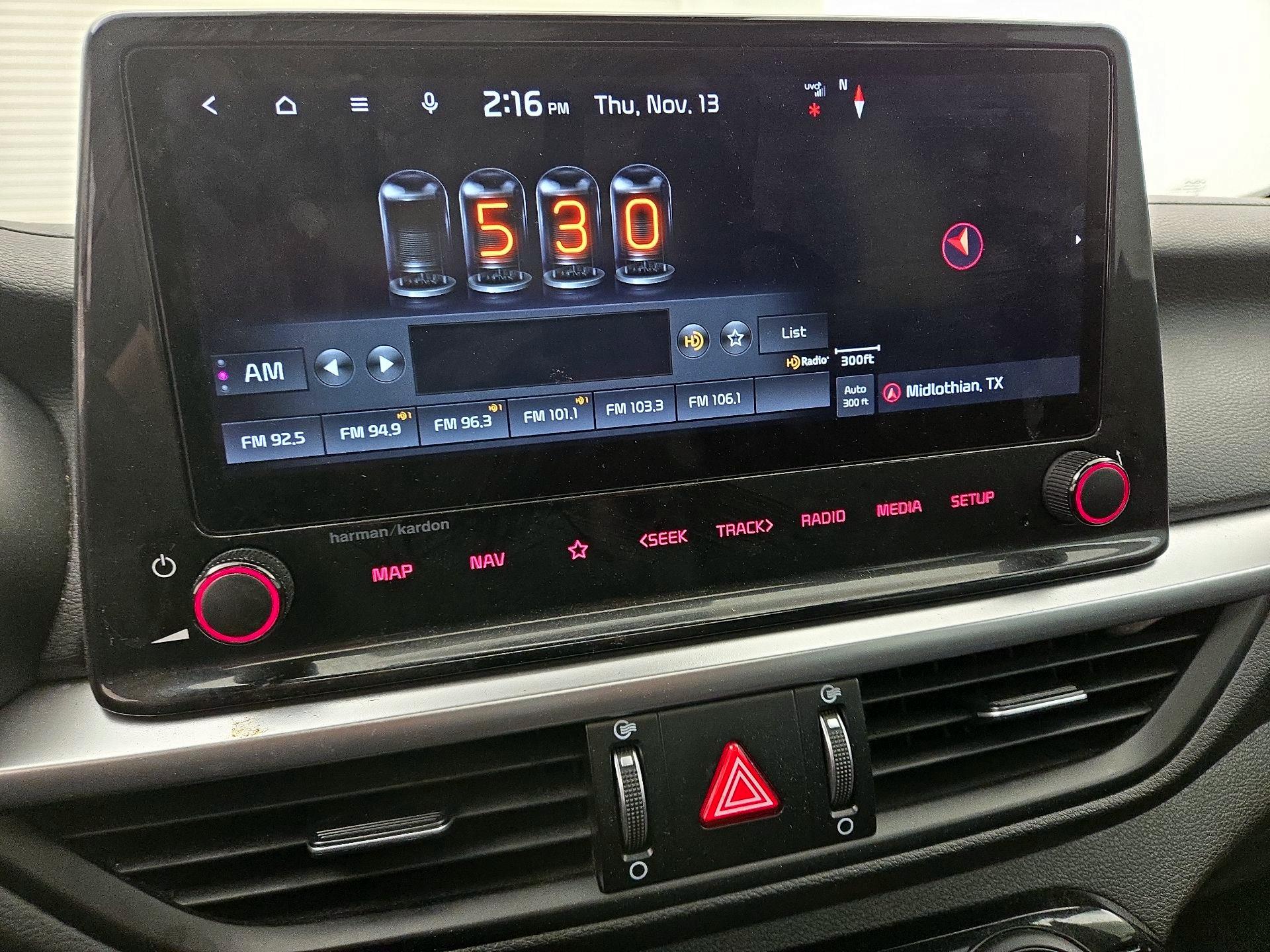 Thumbnail: 2022 Kia Forte - 16