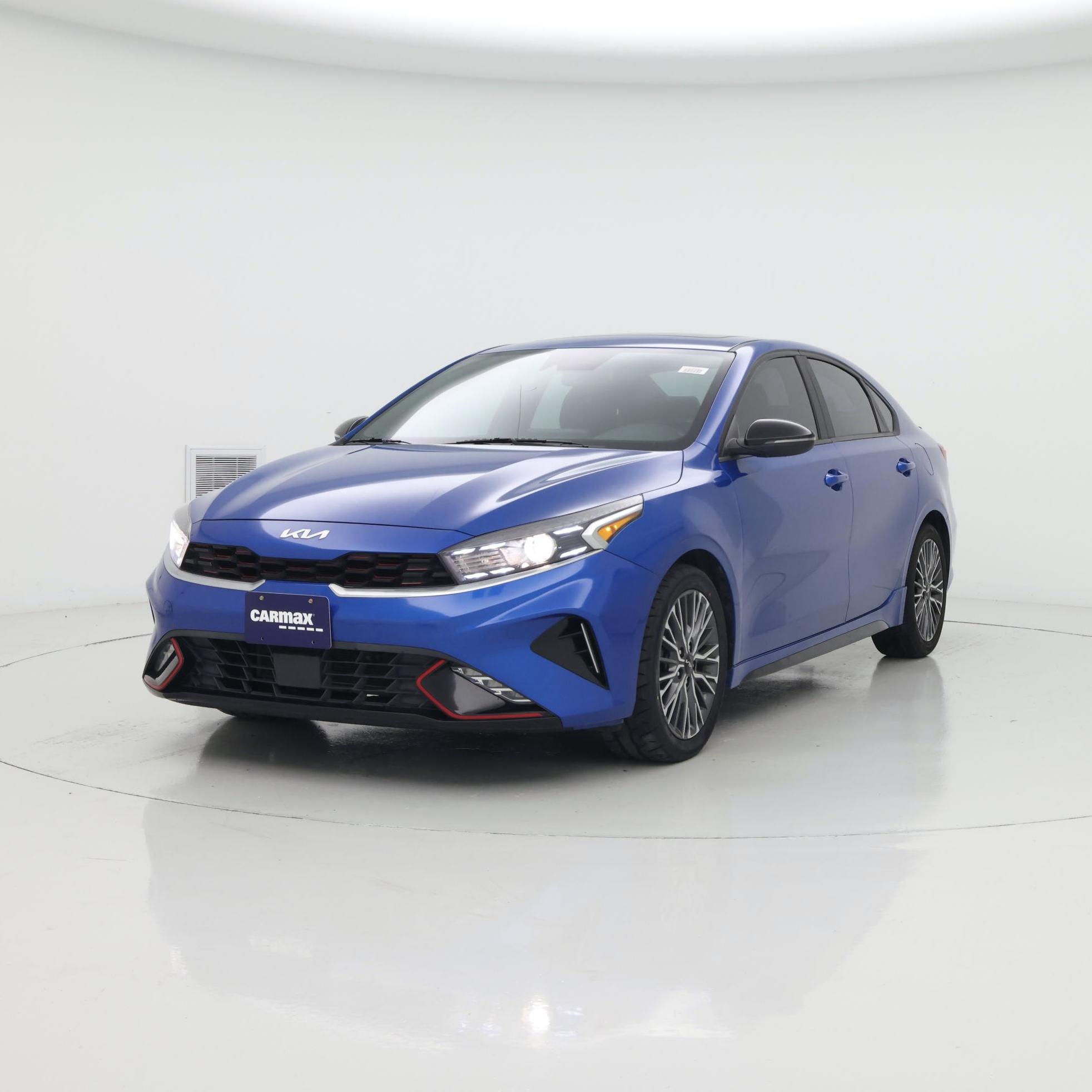 Thumbnail: 2022 Kia Forte - 4