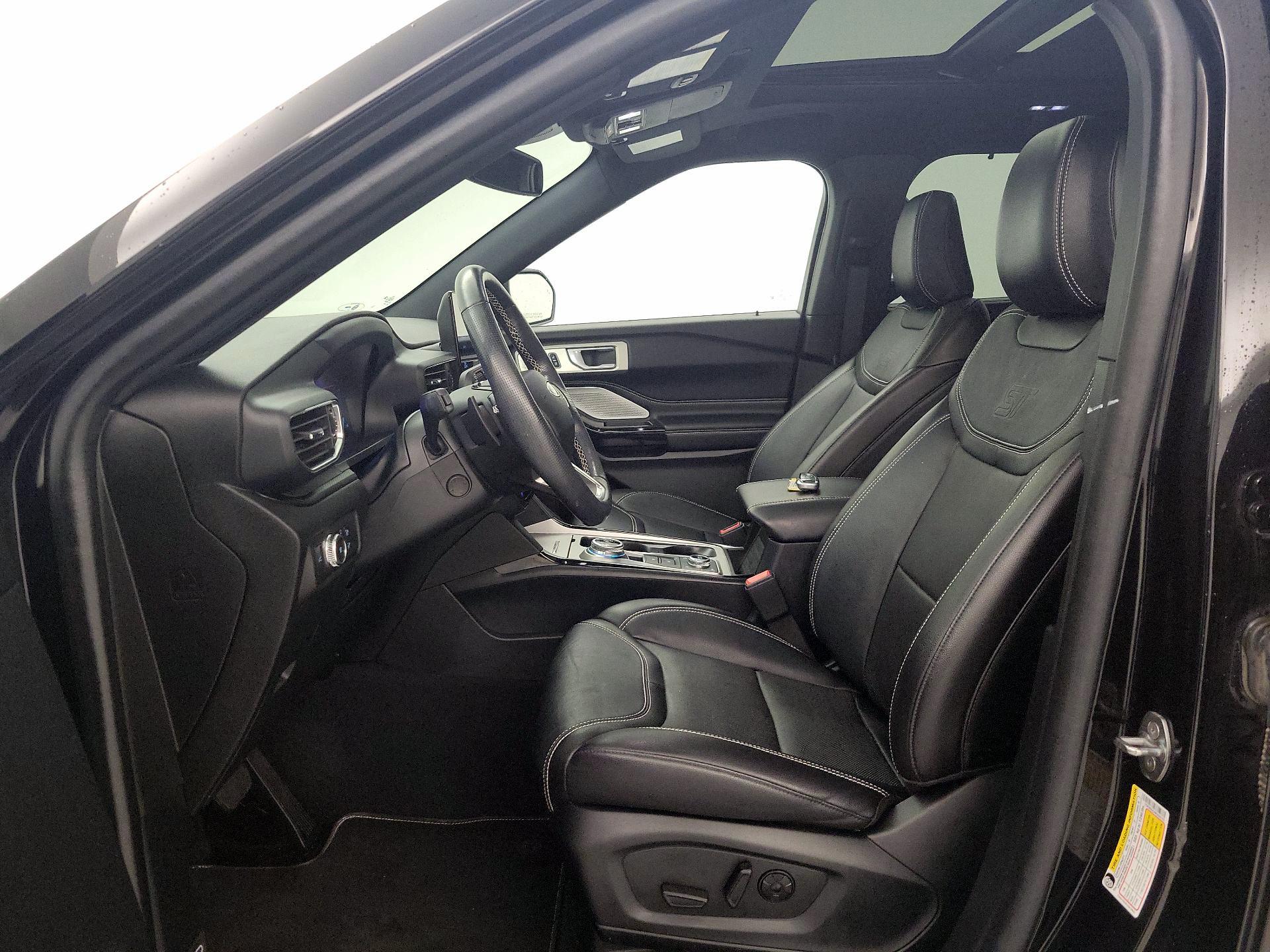 Thumbnail: 2021 Ford Explorer - 11