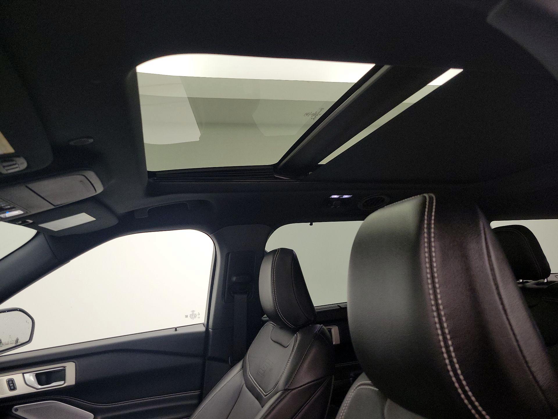 Thumbnail: 2021 Ford Explorer - 18