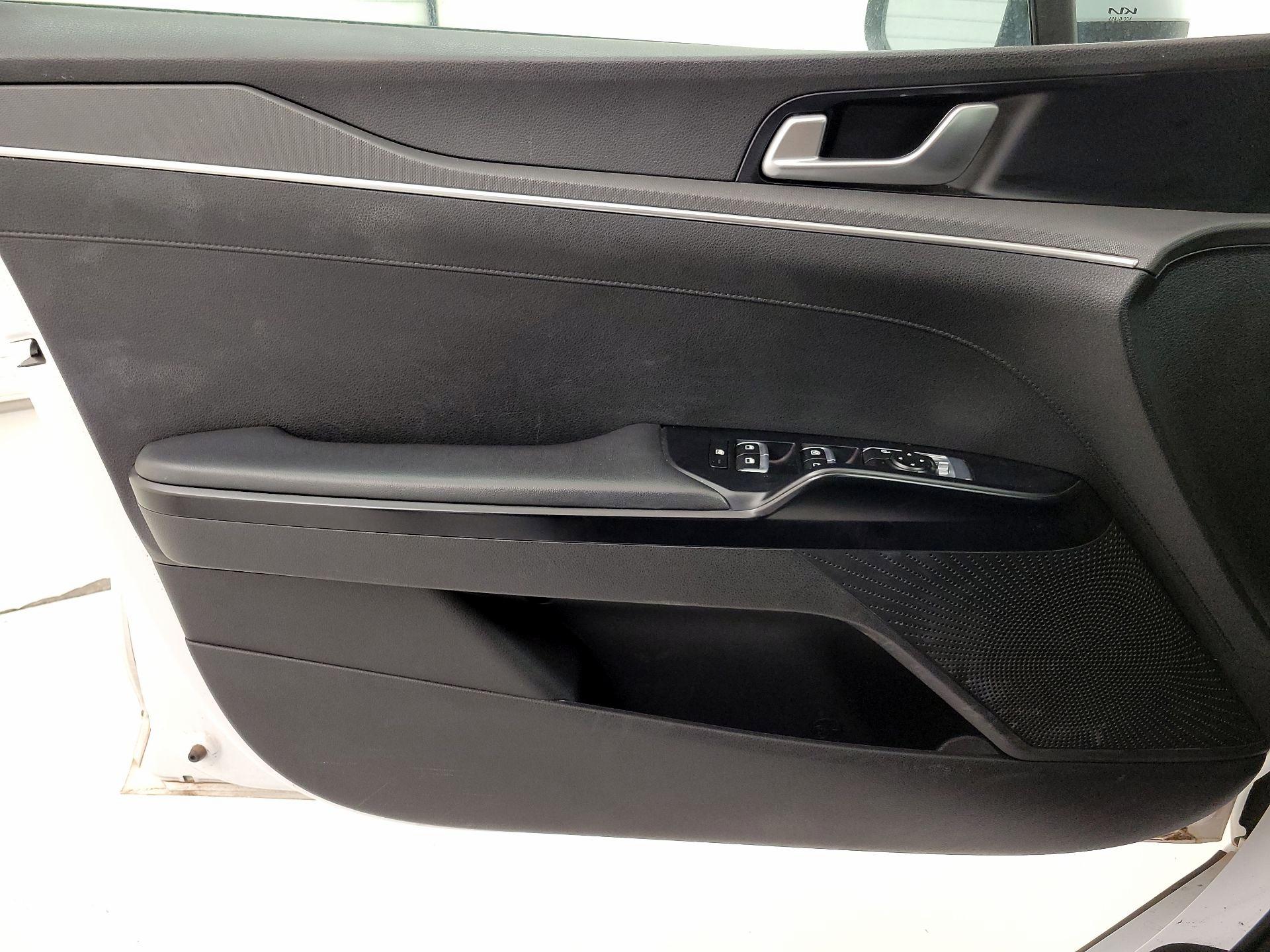 Thumbnail: 2022 Kia K5 - 12