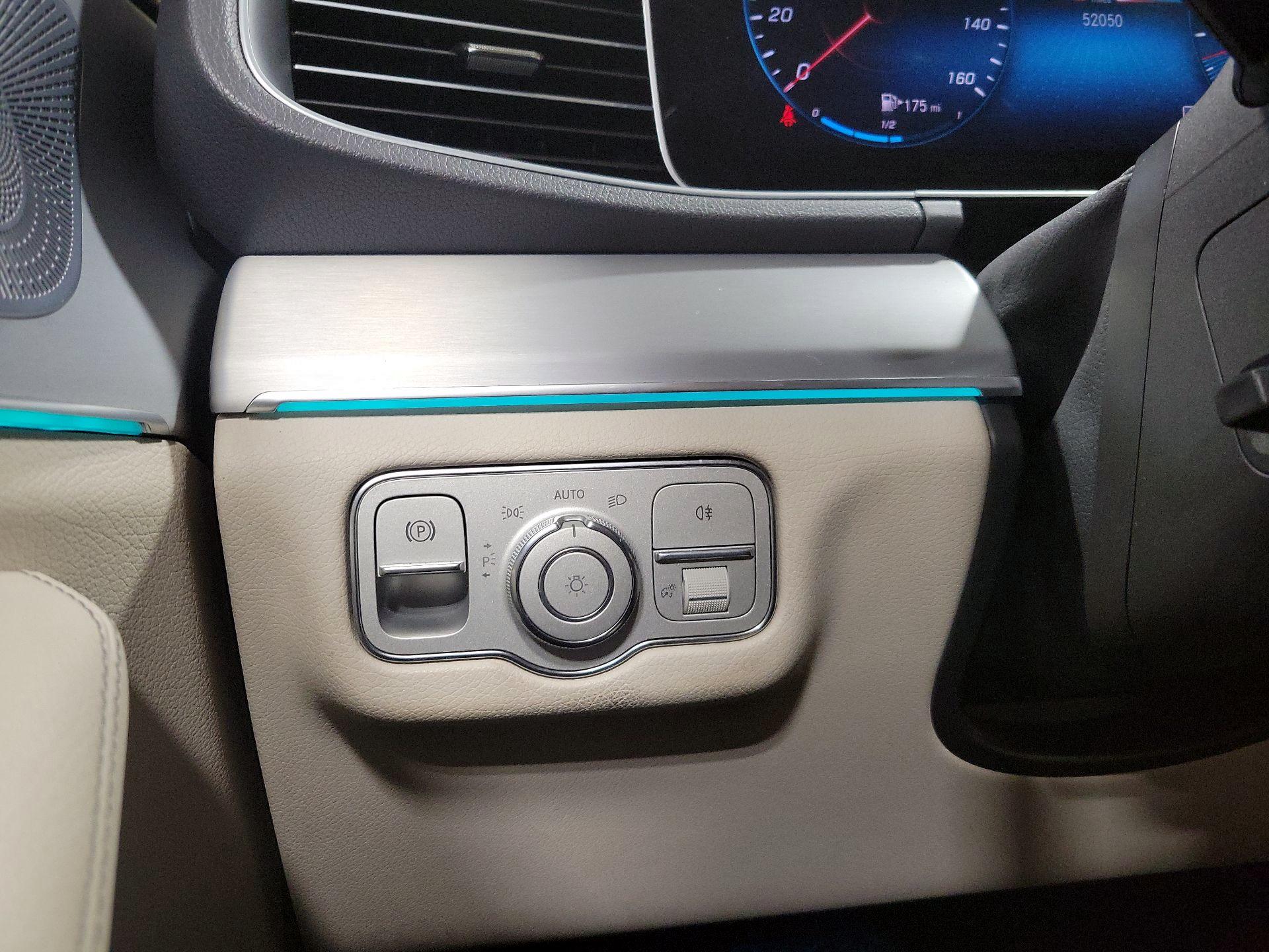 Thumbnail: 2020 Mercedes-Benz GLE - 13