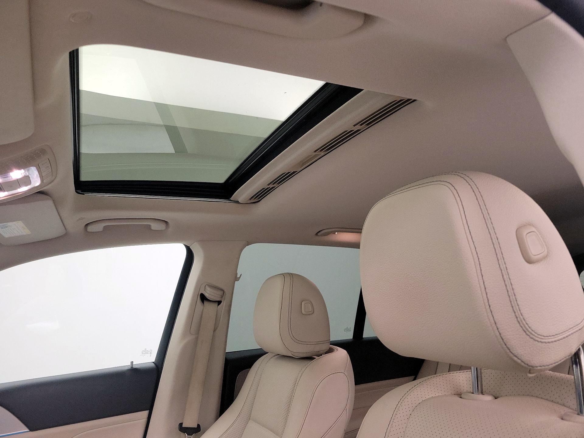 Thumbnail: 2020 Mercedes-Benz GLE - 18