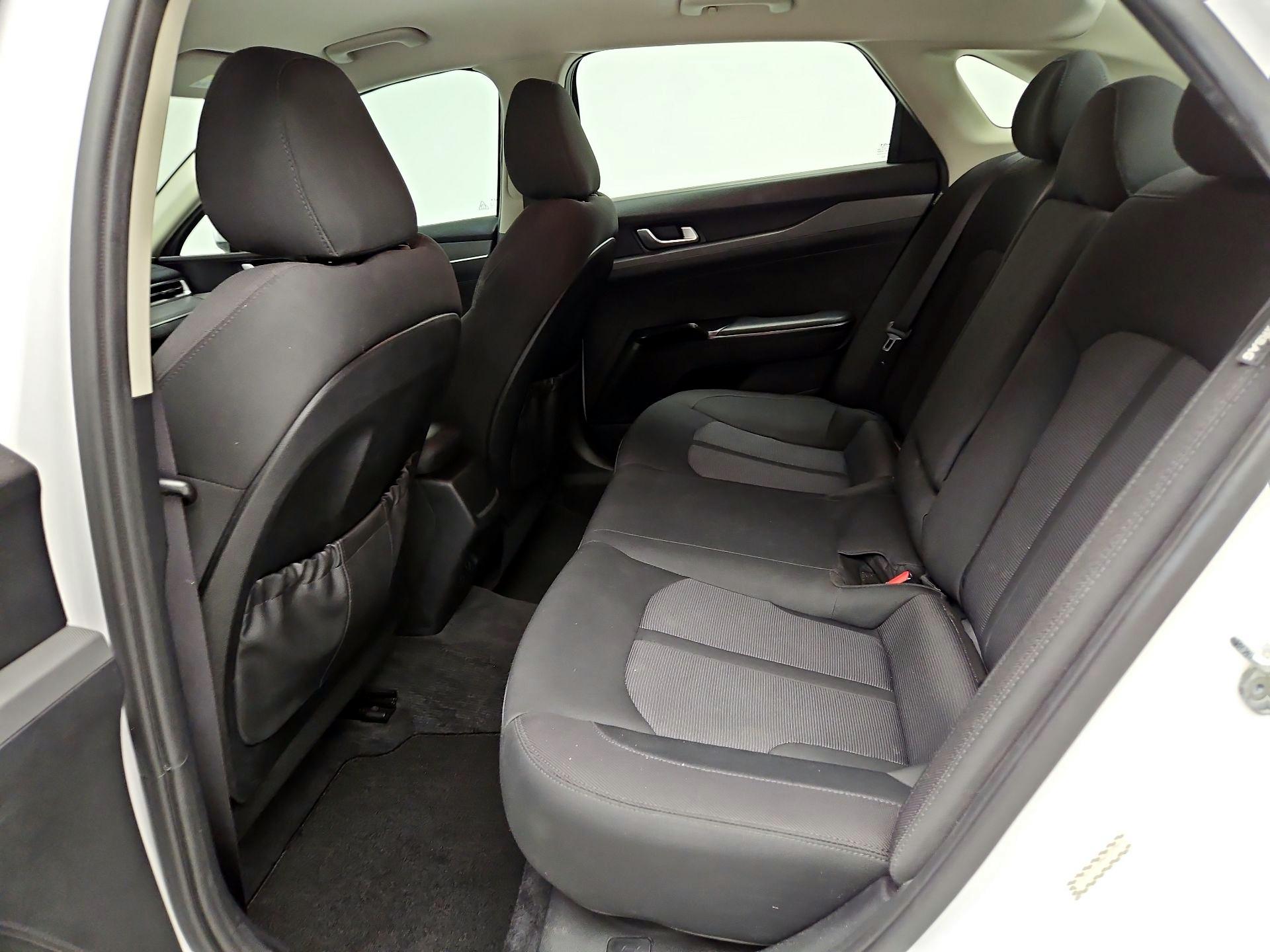 Thumbnail: 2022 Kia K5 - 19