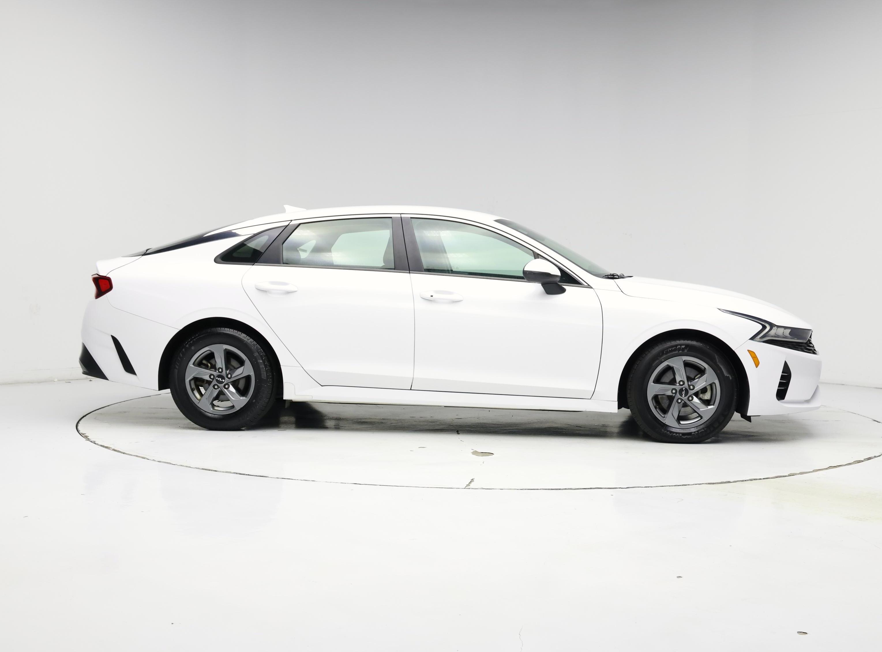 Thumbnail: 2022 Kia K5 - 7