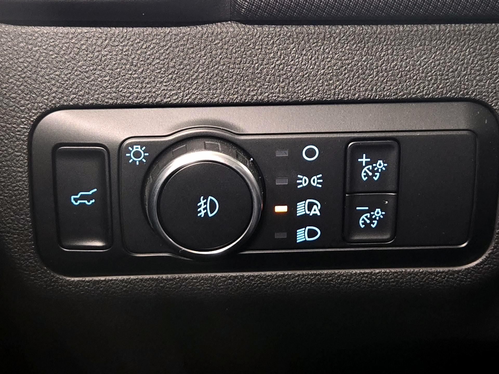 Thumbnail: 2023 Ford Bronco Sport - 13