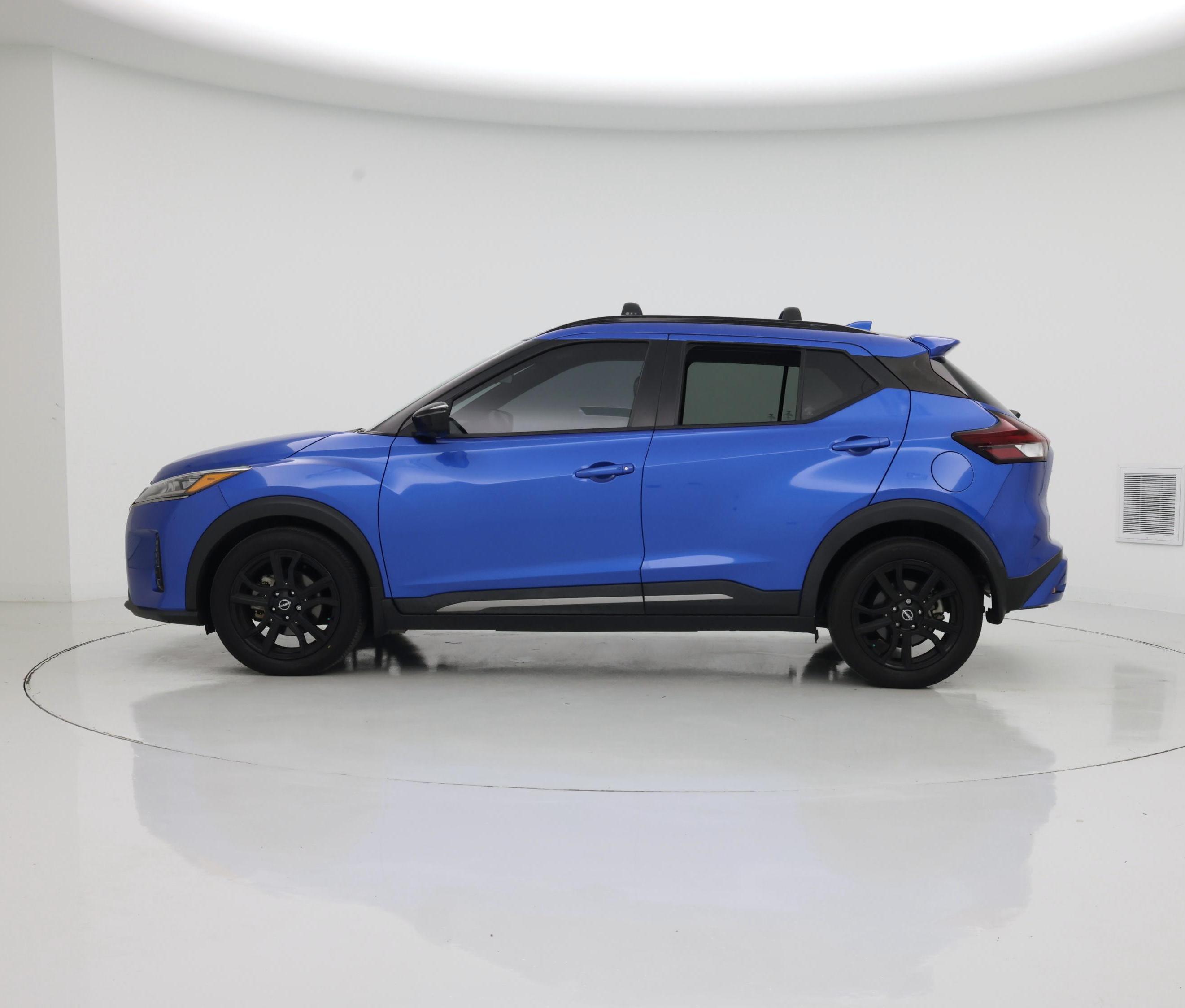 Thumbnail: 2022 Nissan Kicks - 3