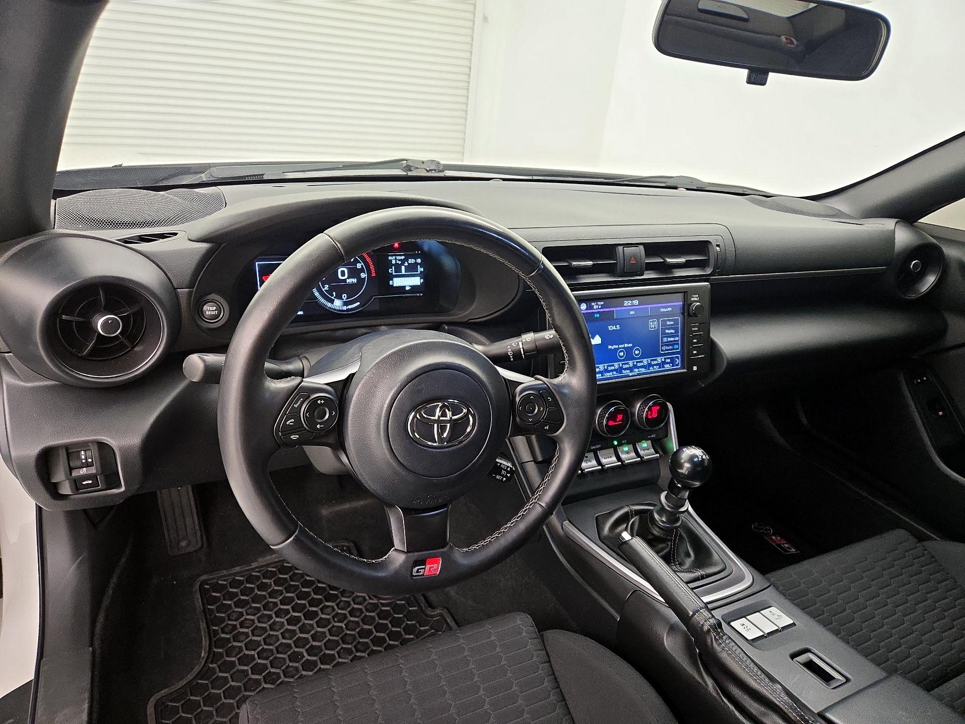 Thumbnail: 2022 Toyota GR86 - 9