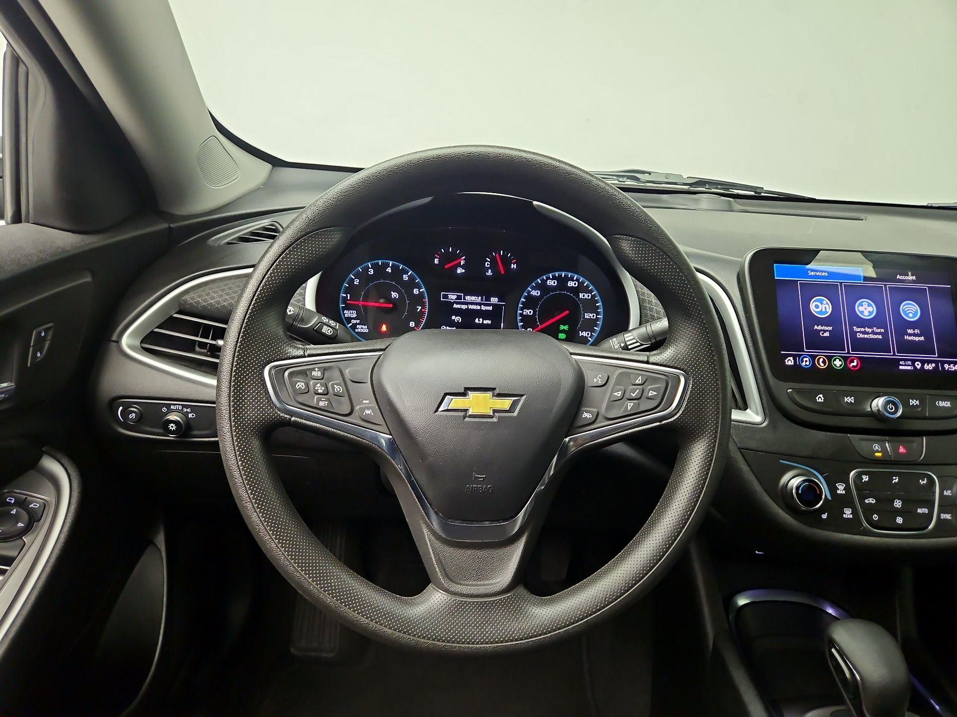 Thumbnail: 2023 Chevrolet Malibu - 10