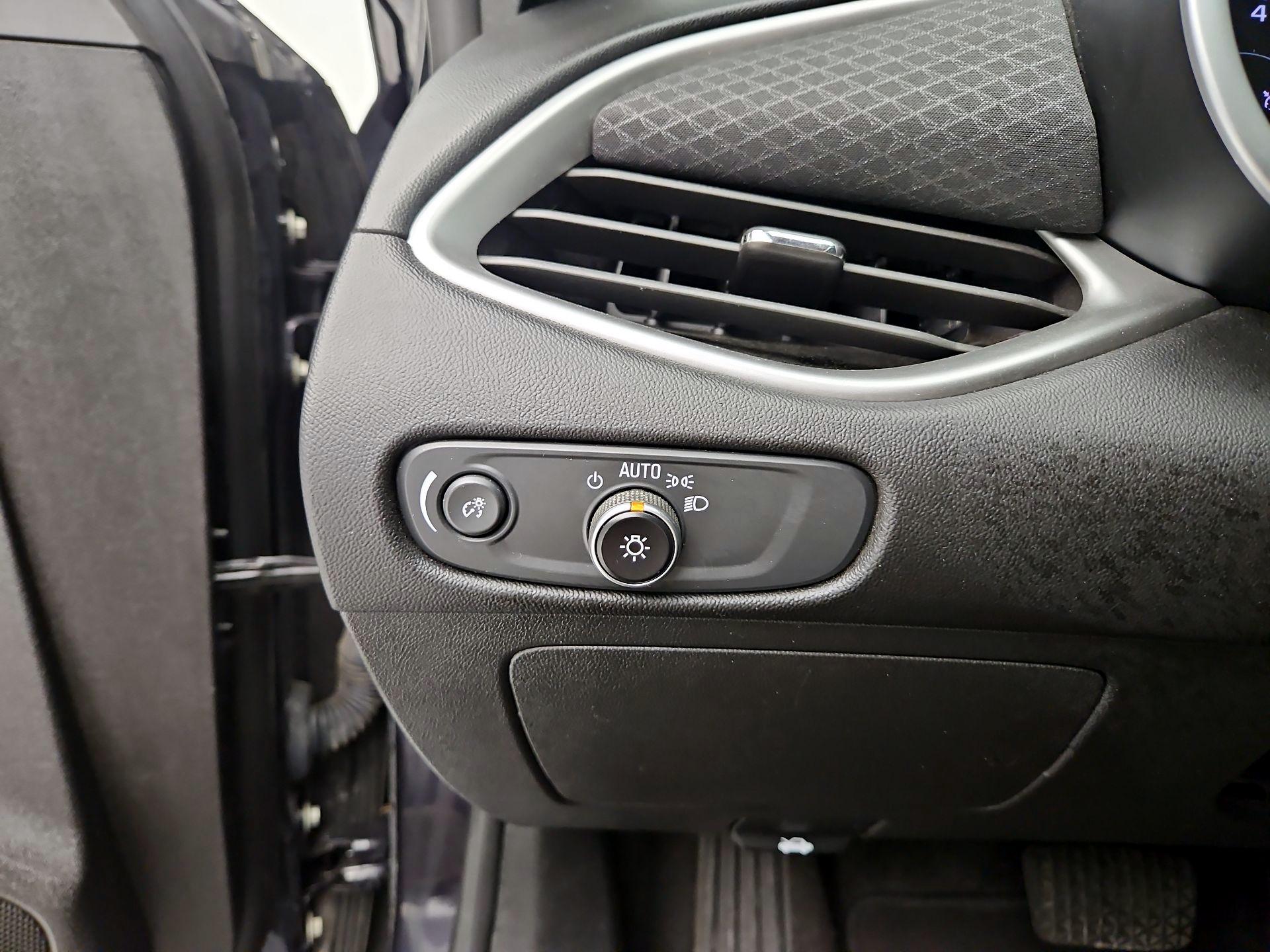 Thumbnail: 2023 Chevrolet Malibu - 13