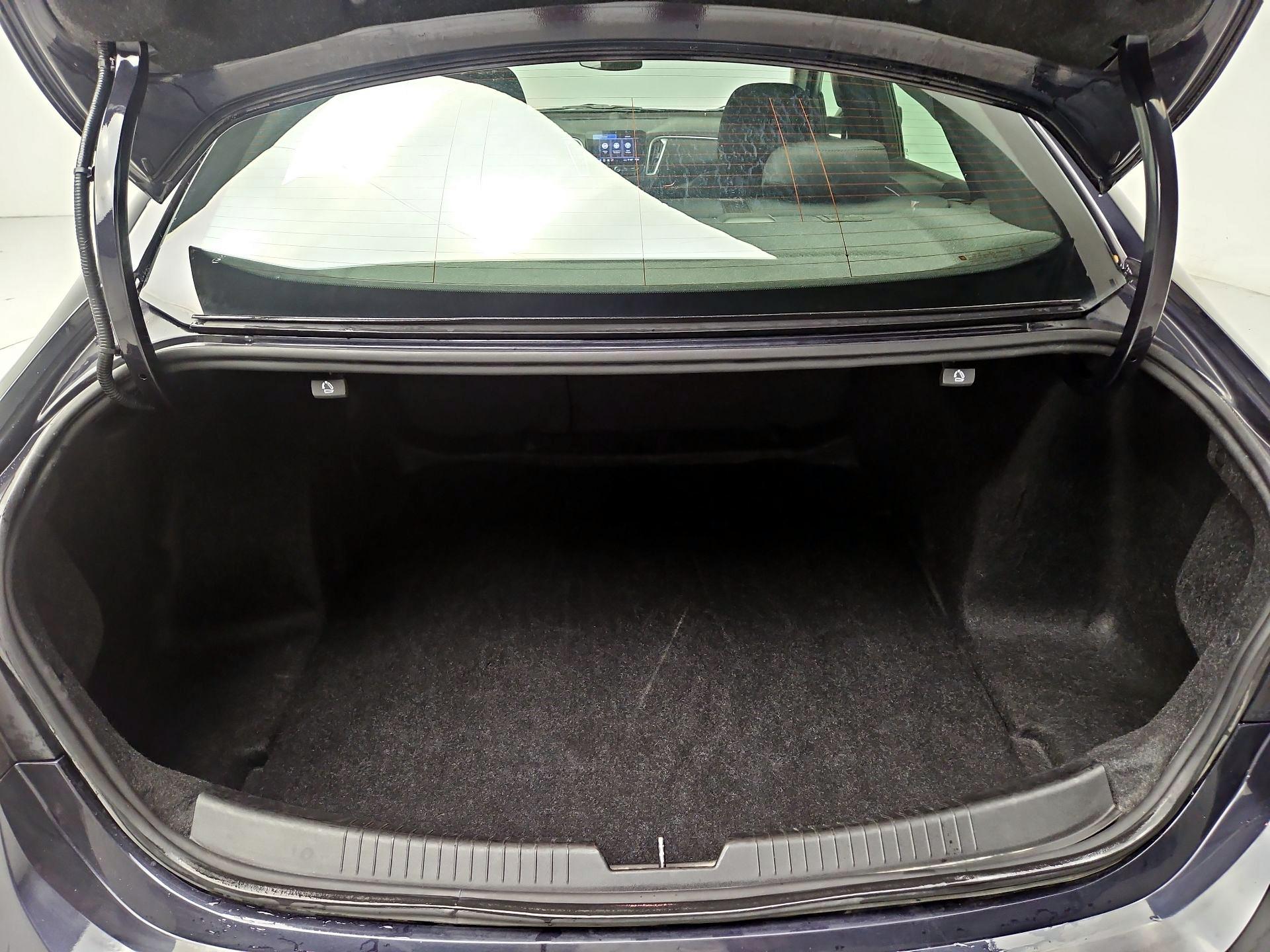 Thumbnail: 2023 Chevrolet Malibu - 20