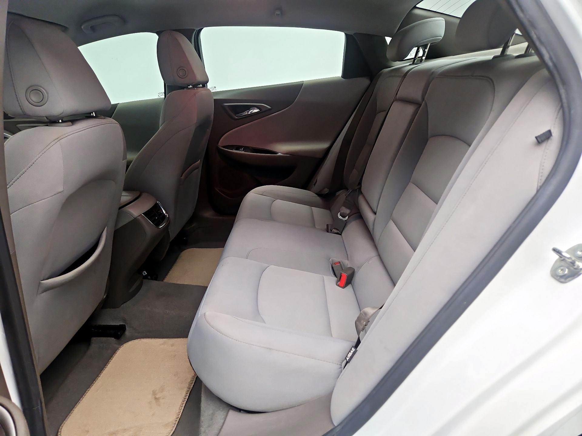 Thumbnail: 2022 Chevrolet Malibu - 18