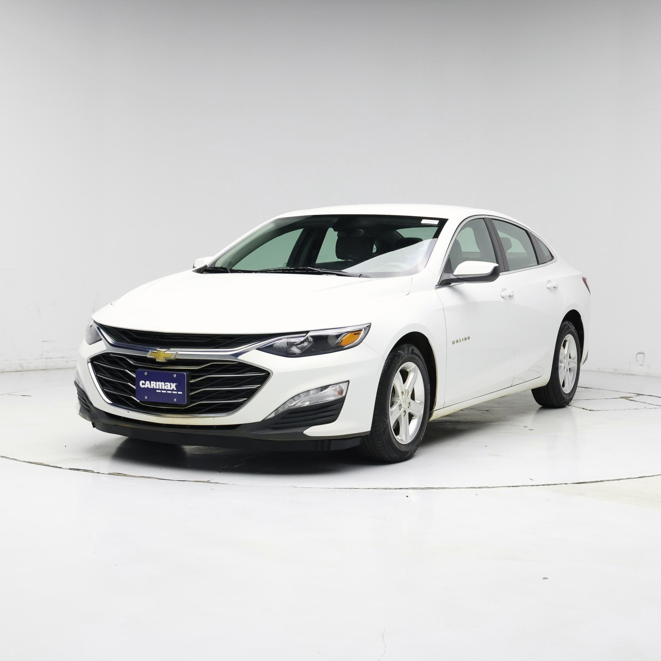 Thumbnail: 2022 Chevrolet Malibu - 4