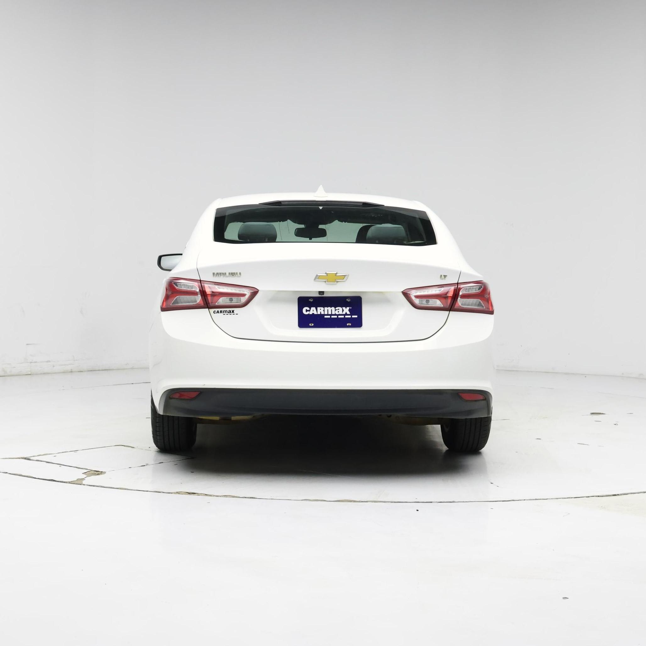 Thumbnail: 2022 Chevrolet Malibu - 6