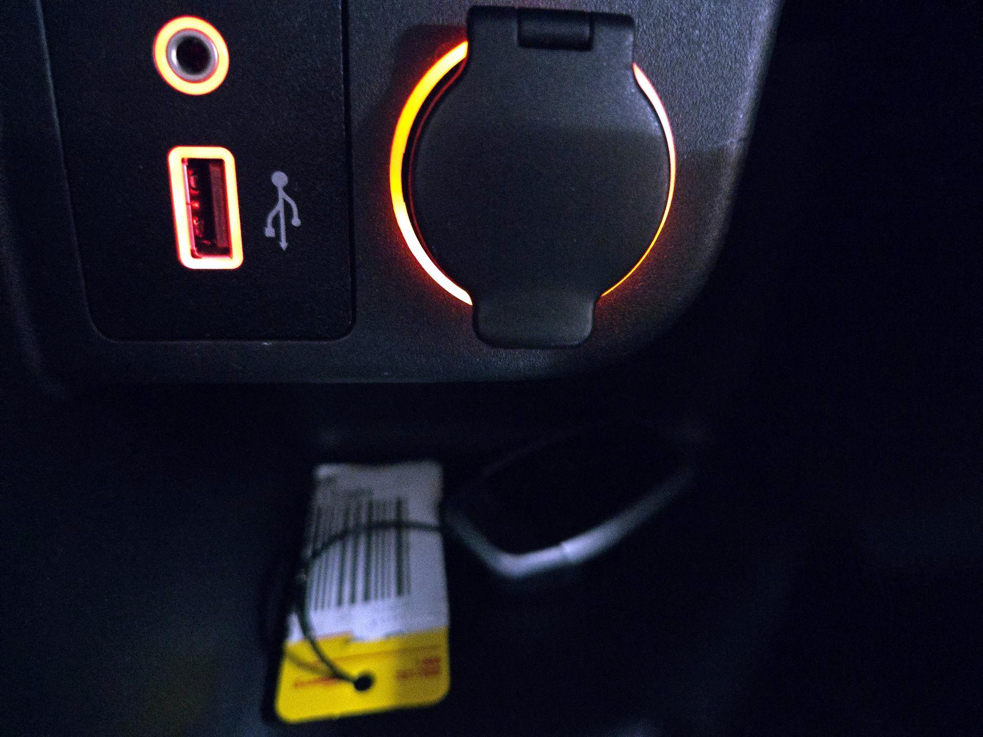 Thumbnail: 2021 Nissan Kicks - 16