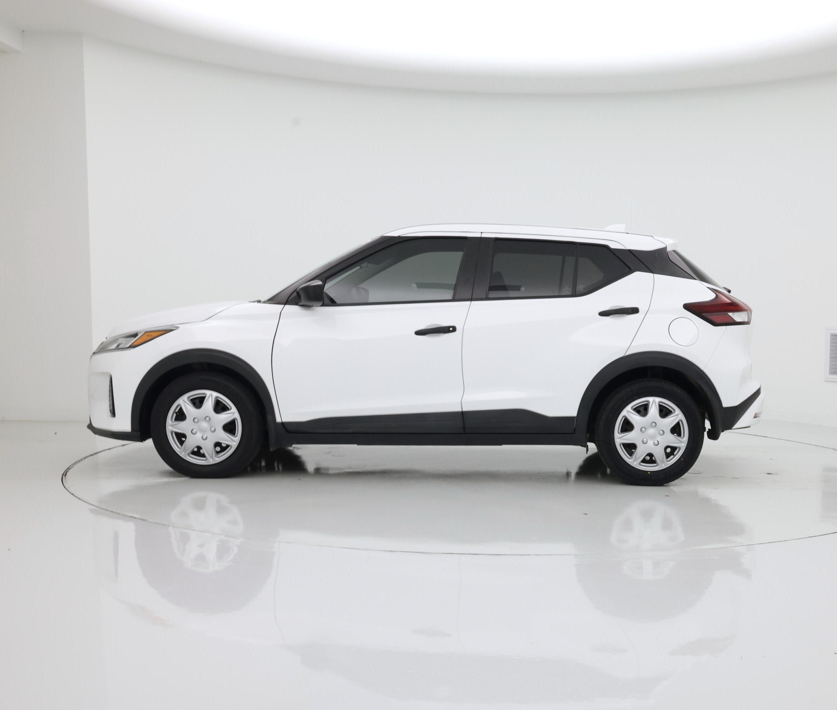 Thumbnail: 2021 Nissan Kicks - 3