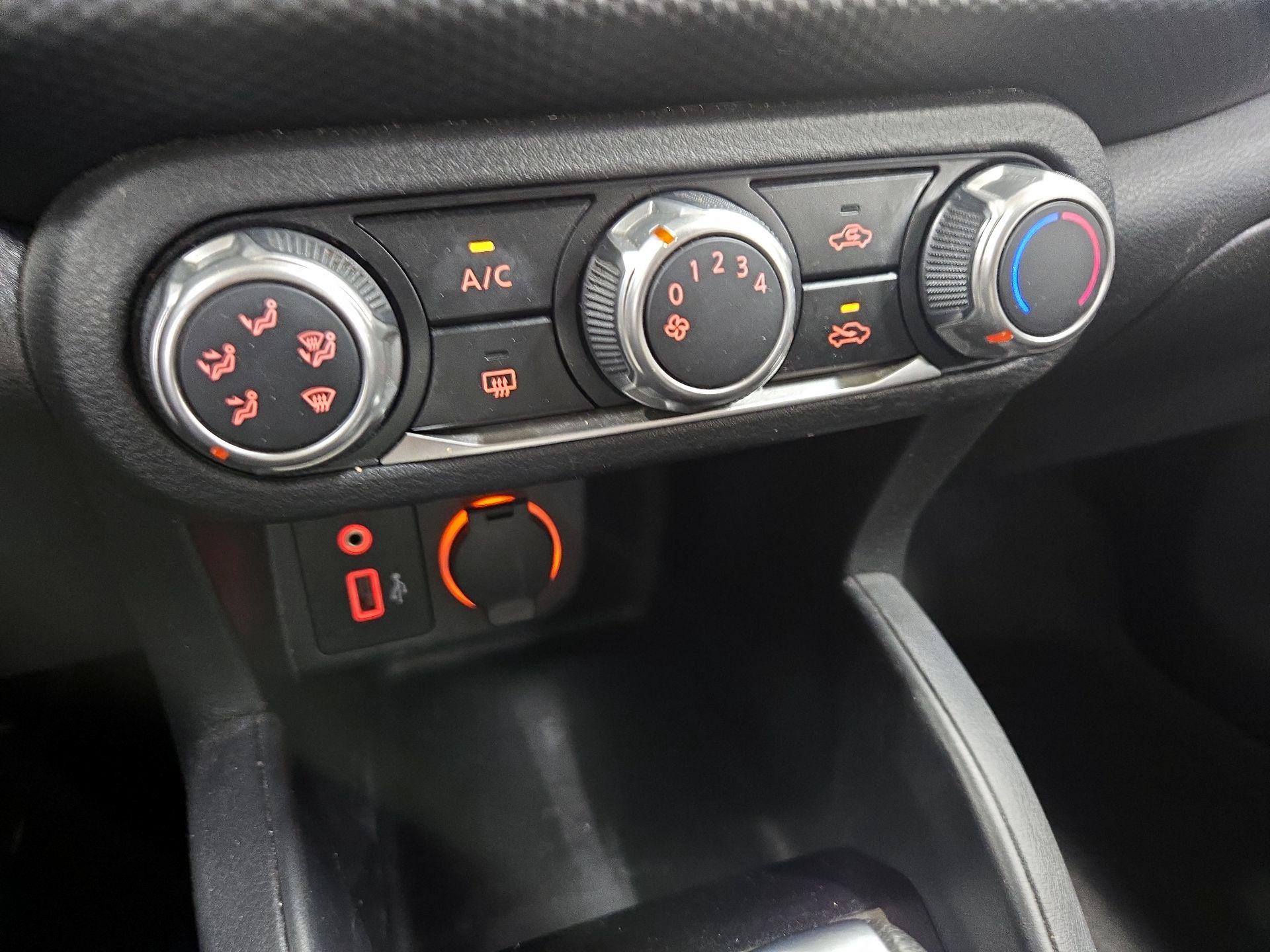 Thumbnail: 2022 Nissan Kicks - 16